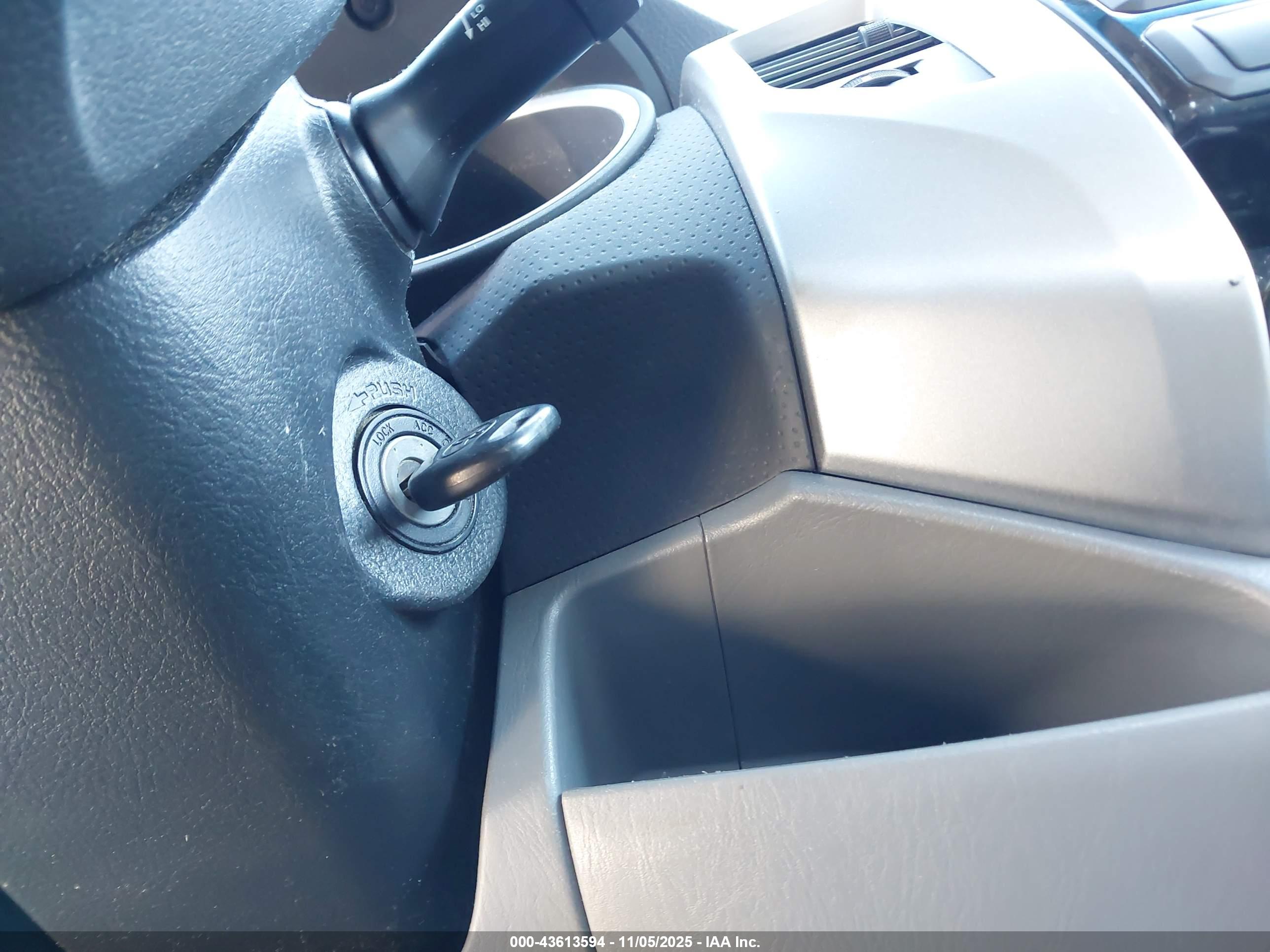 TOYOTA TACOMA image 11