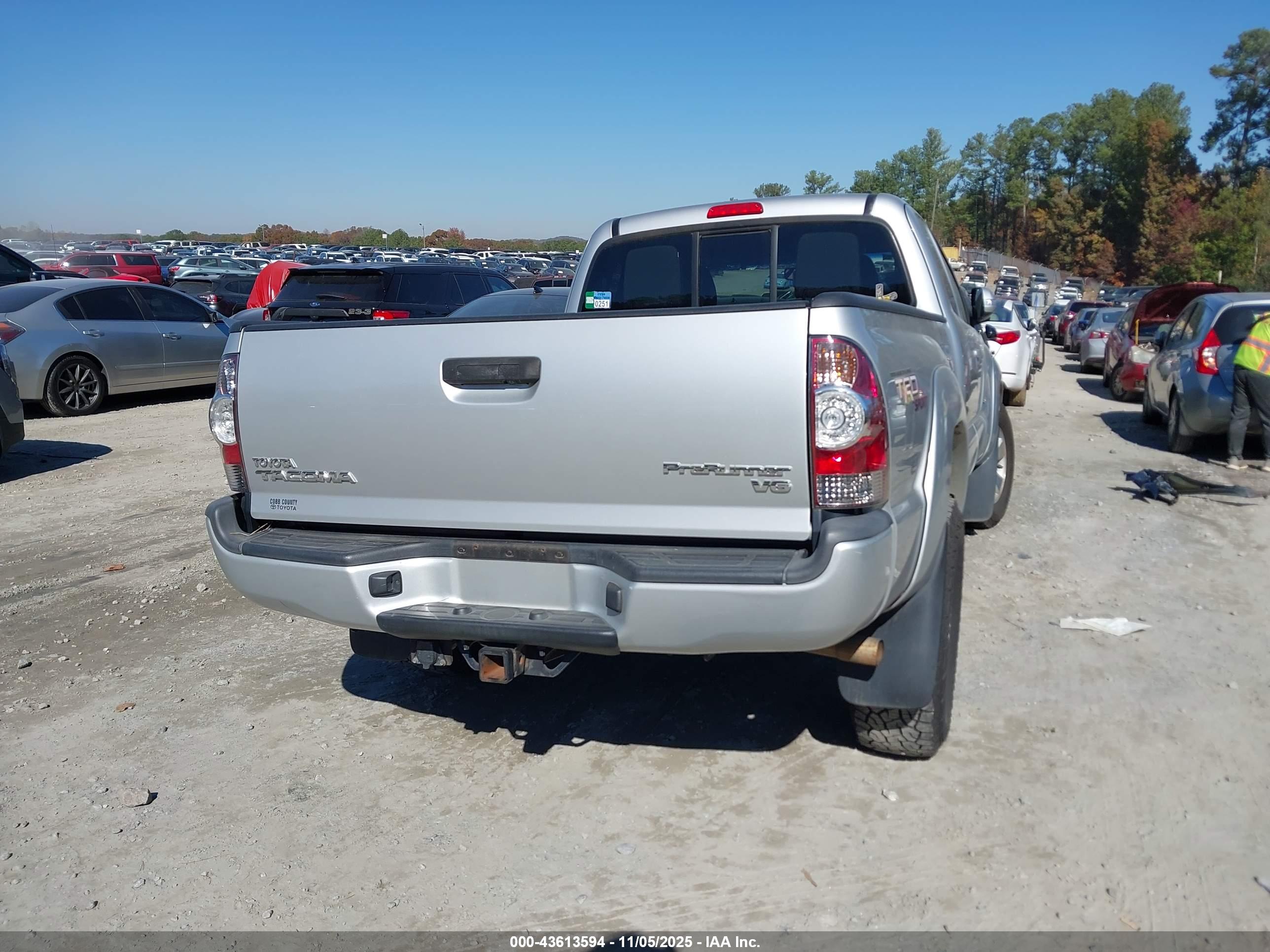 TOYOTA TACOMA image 4