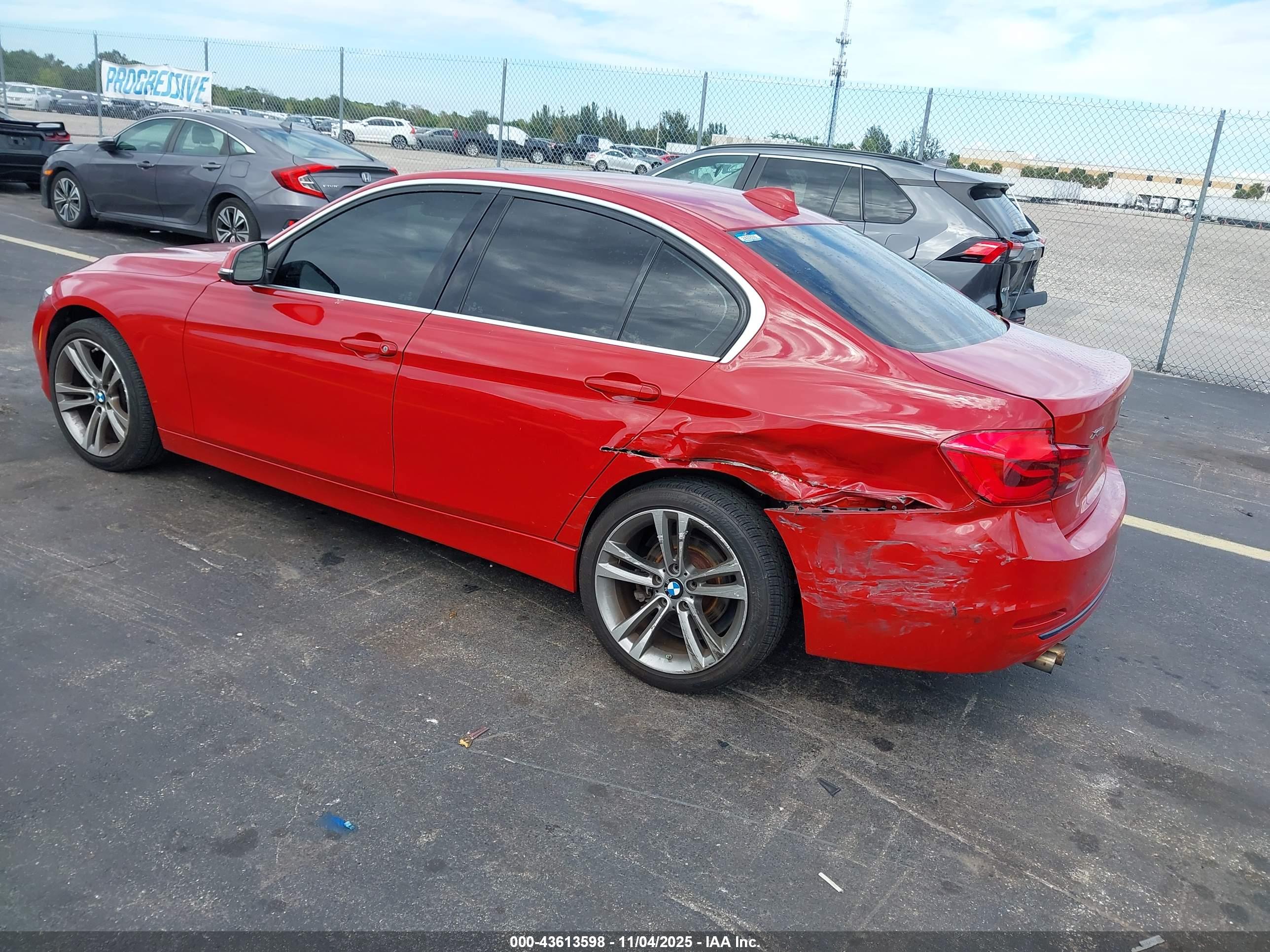 BMW 330I image 3