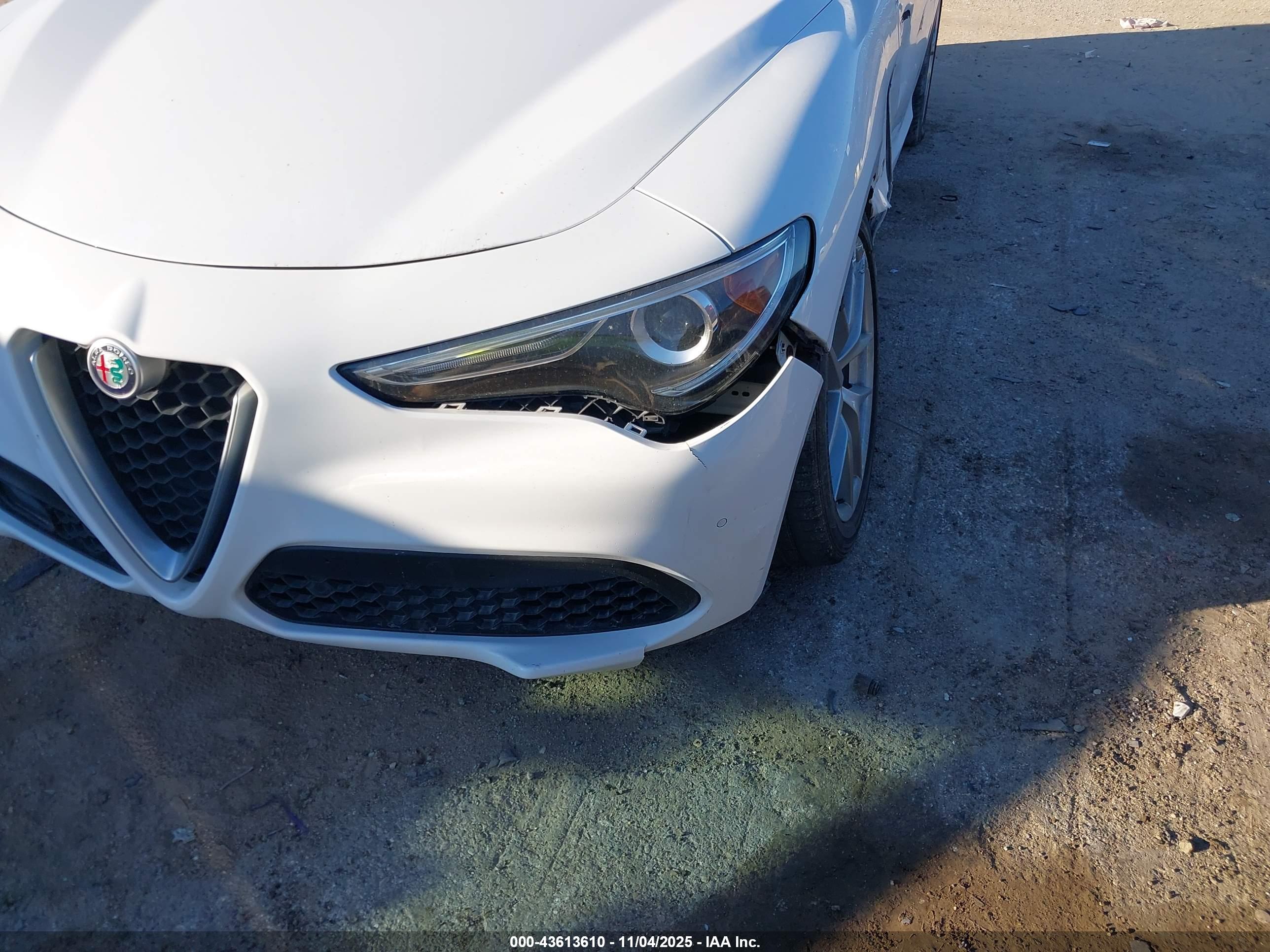 ALFA ROMEO image 6