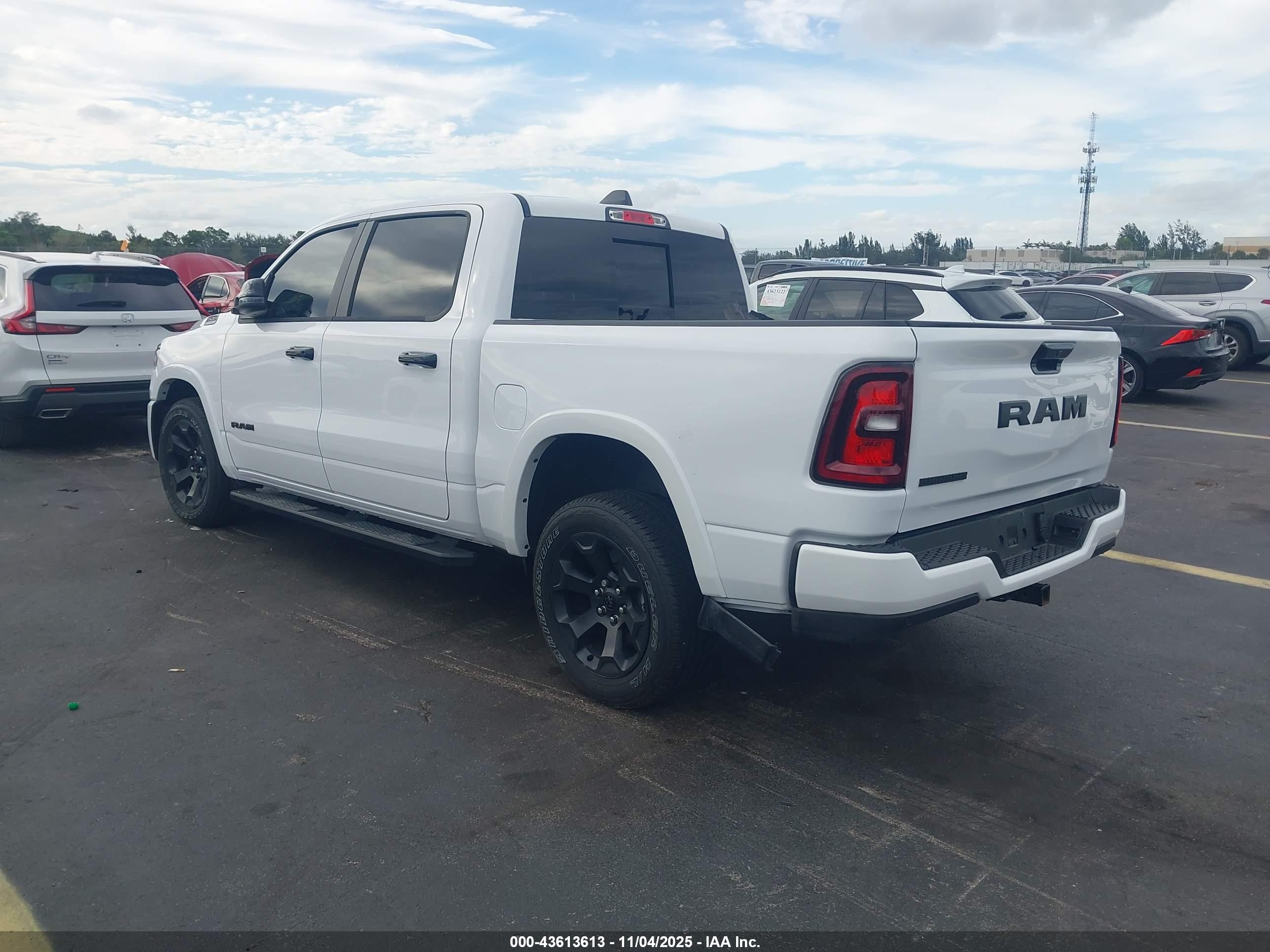 RAM 1500 image 3