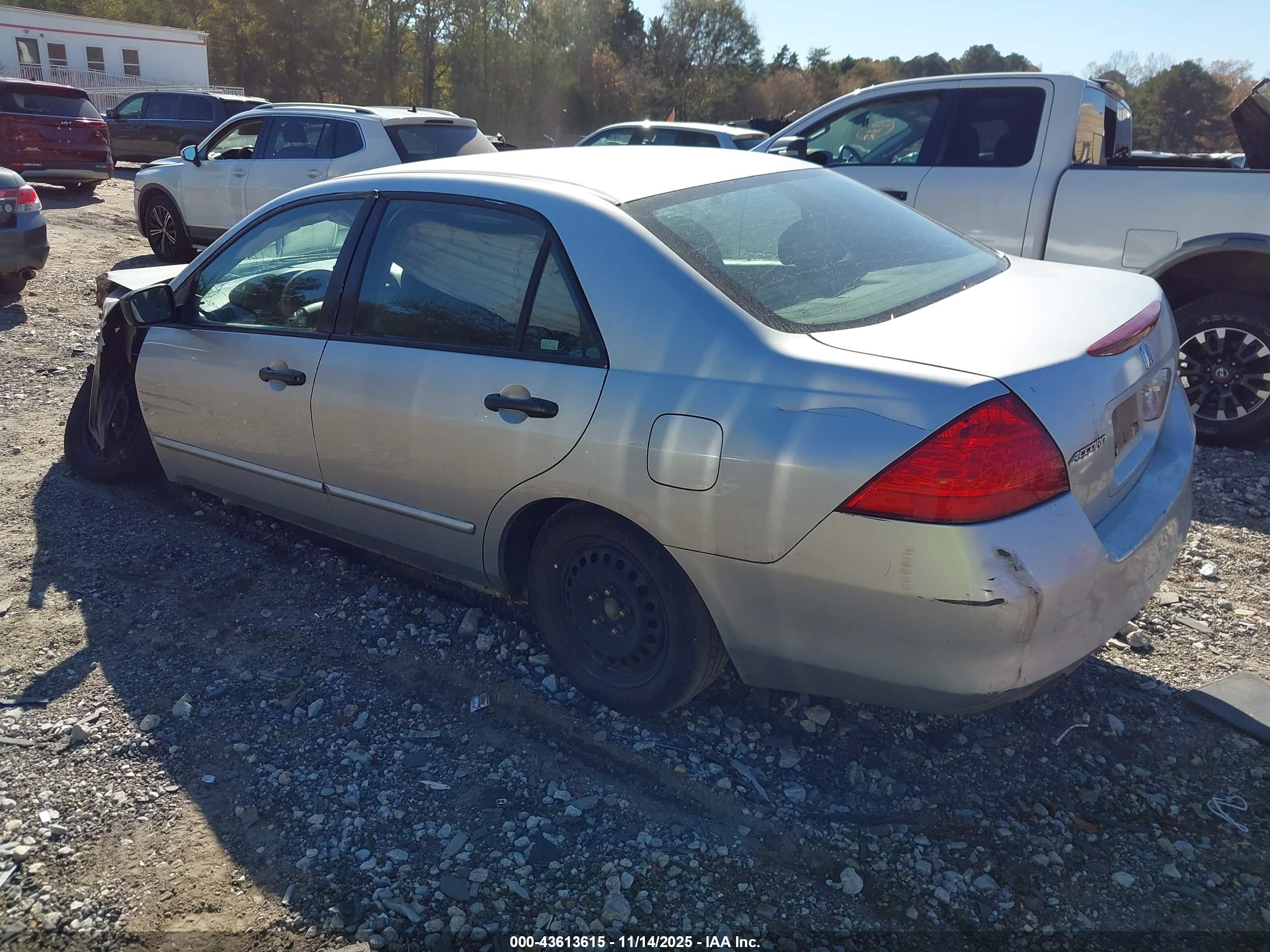 HONDA ACCORD image 3