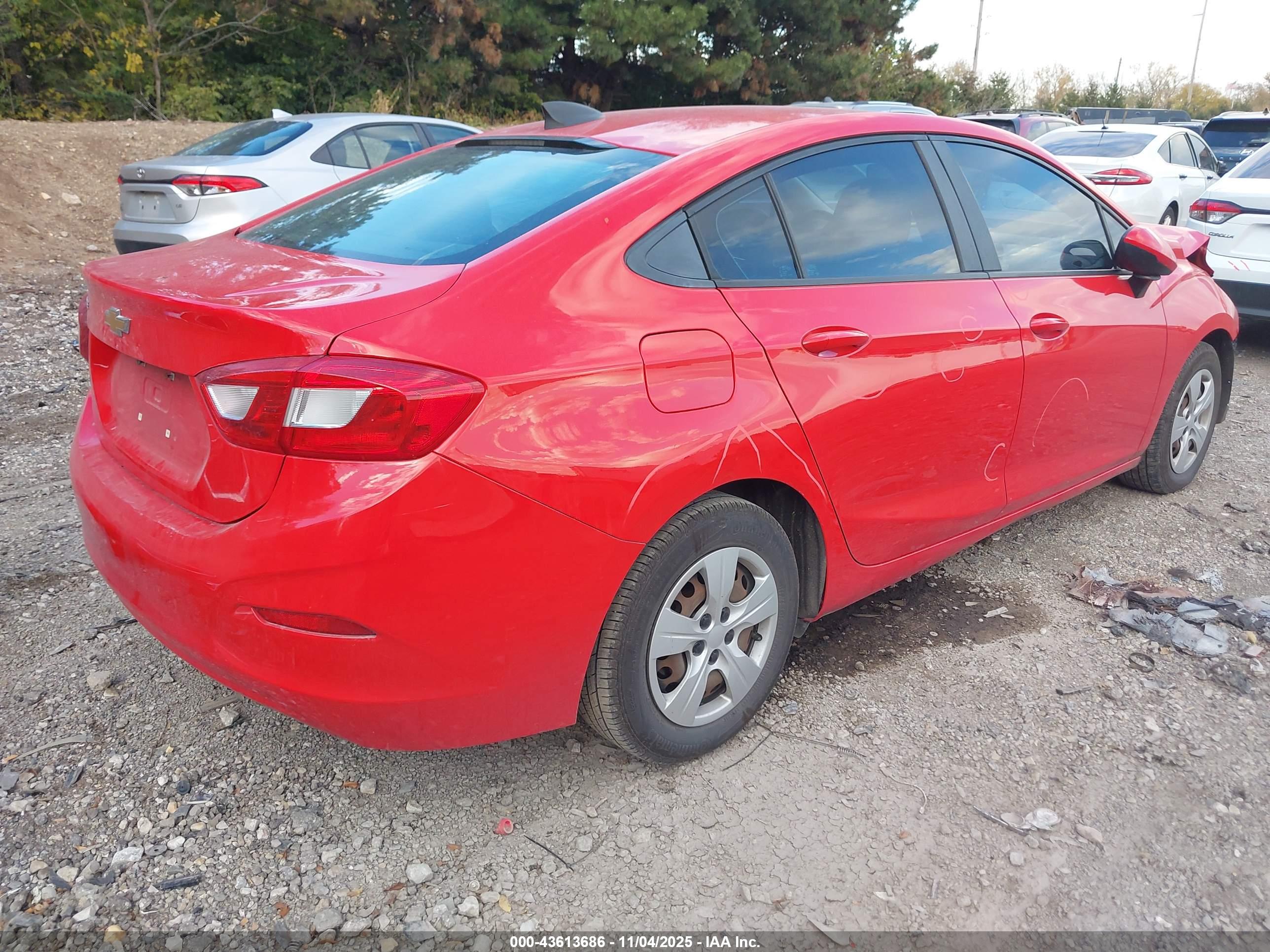 CHEVROLET CRUZE image 4