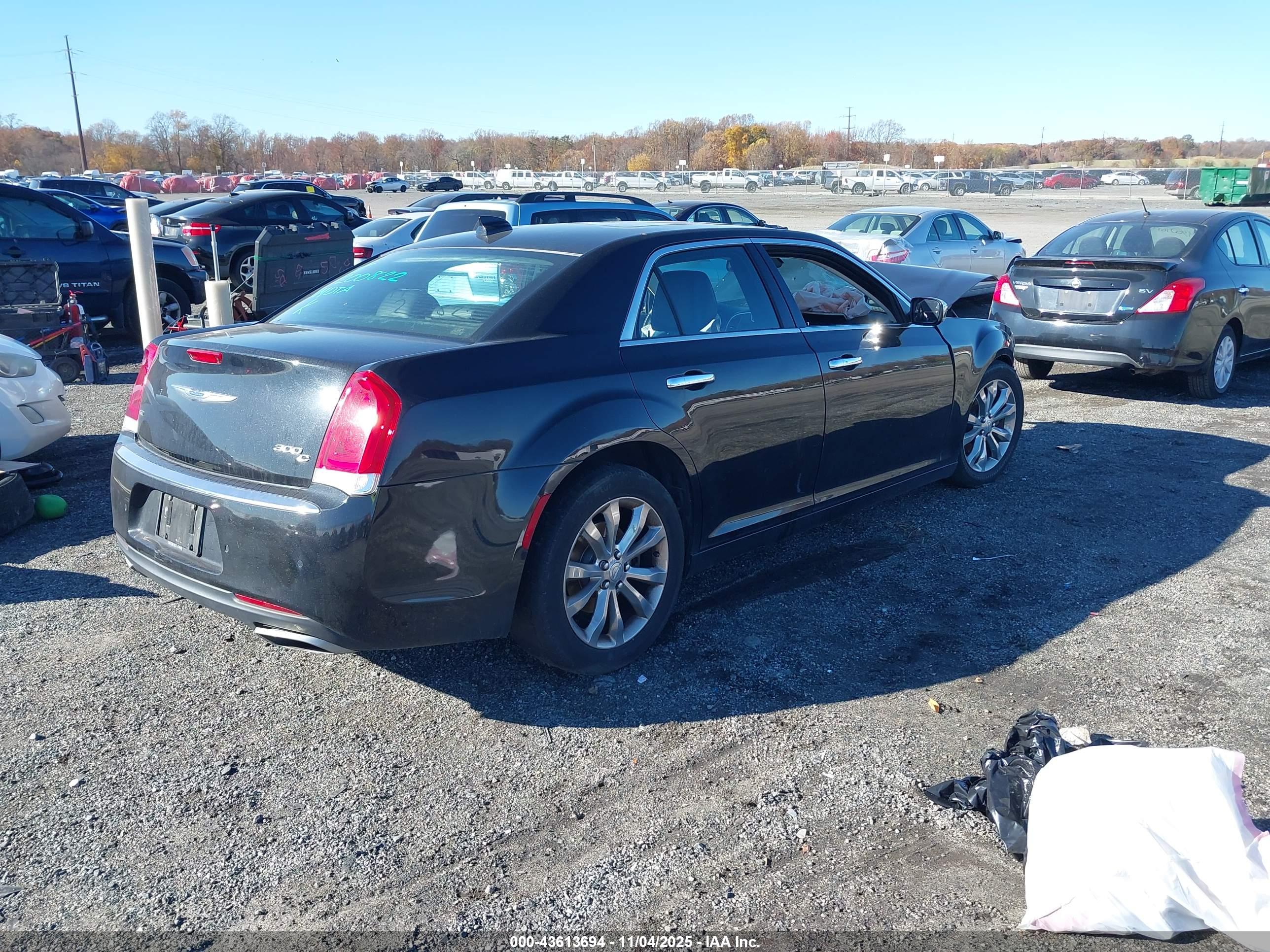 CHRYSLER 300C image 4