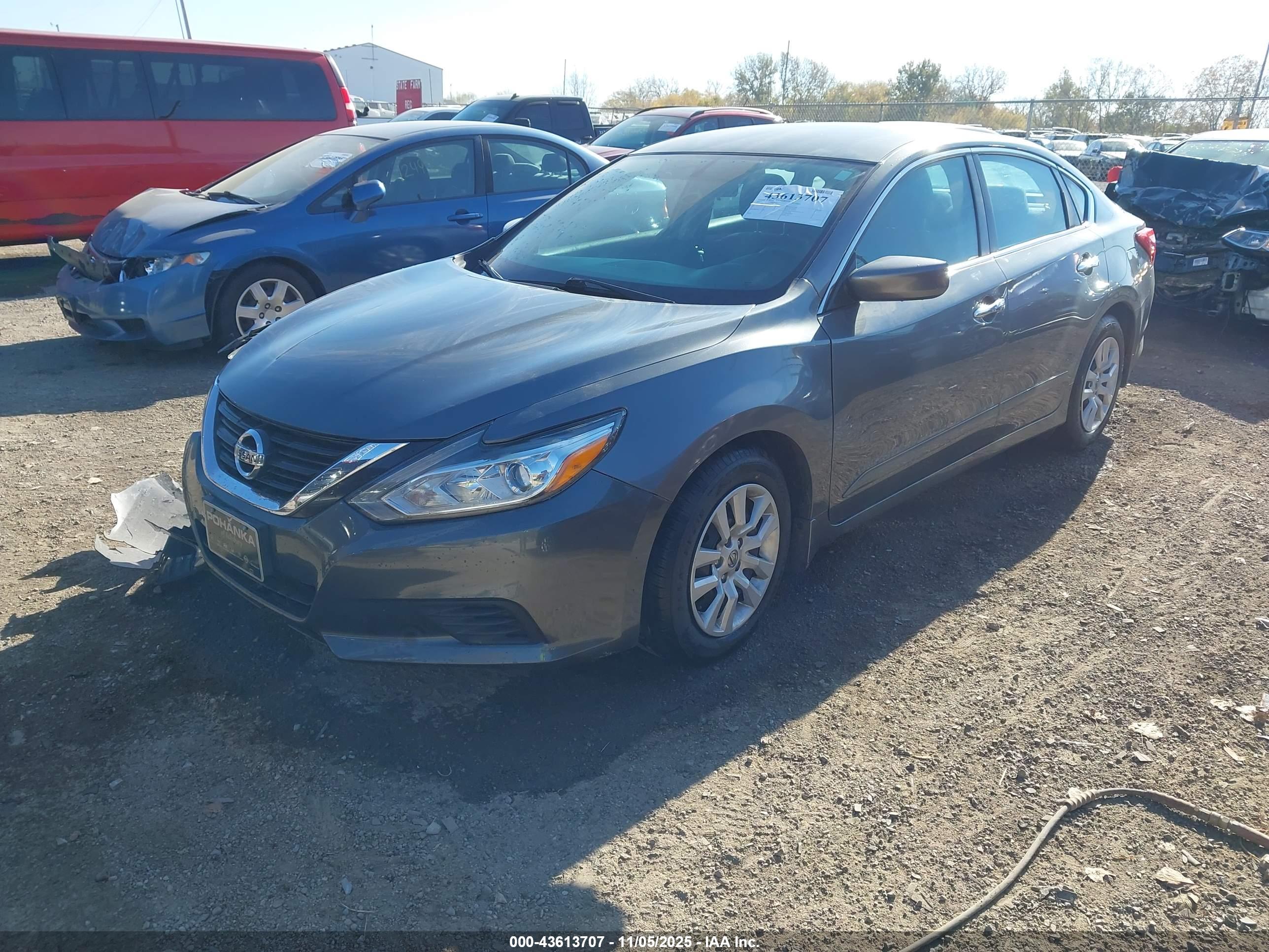 NISSAN ALTIMA image 2