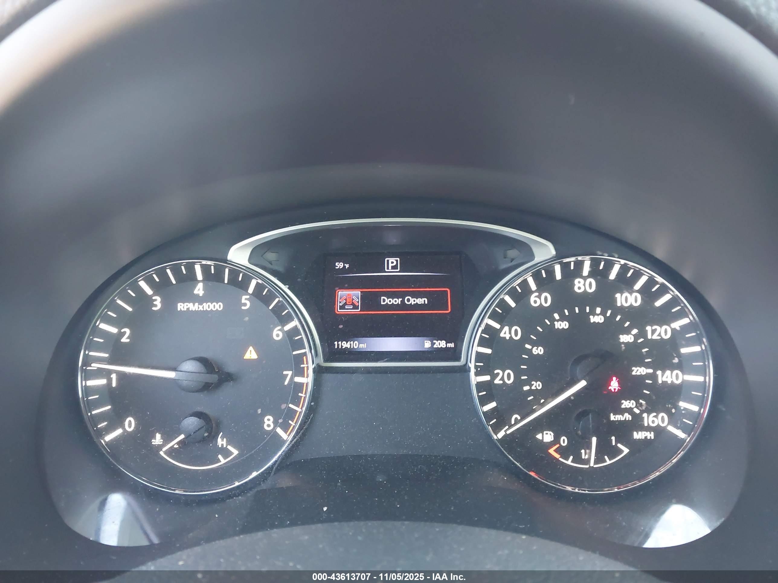 NISSAN ALTIMA image 7