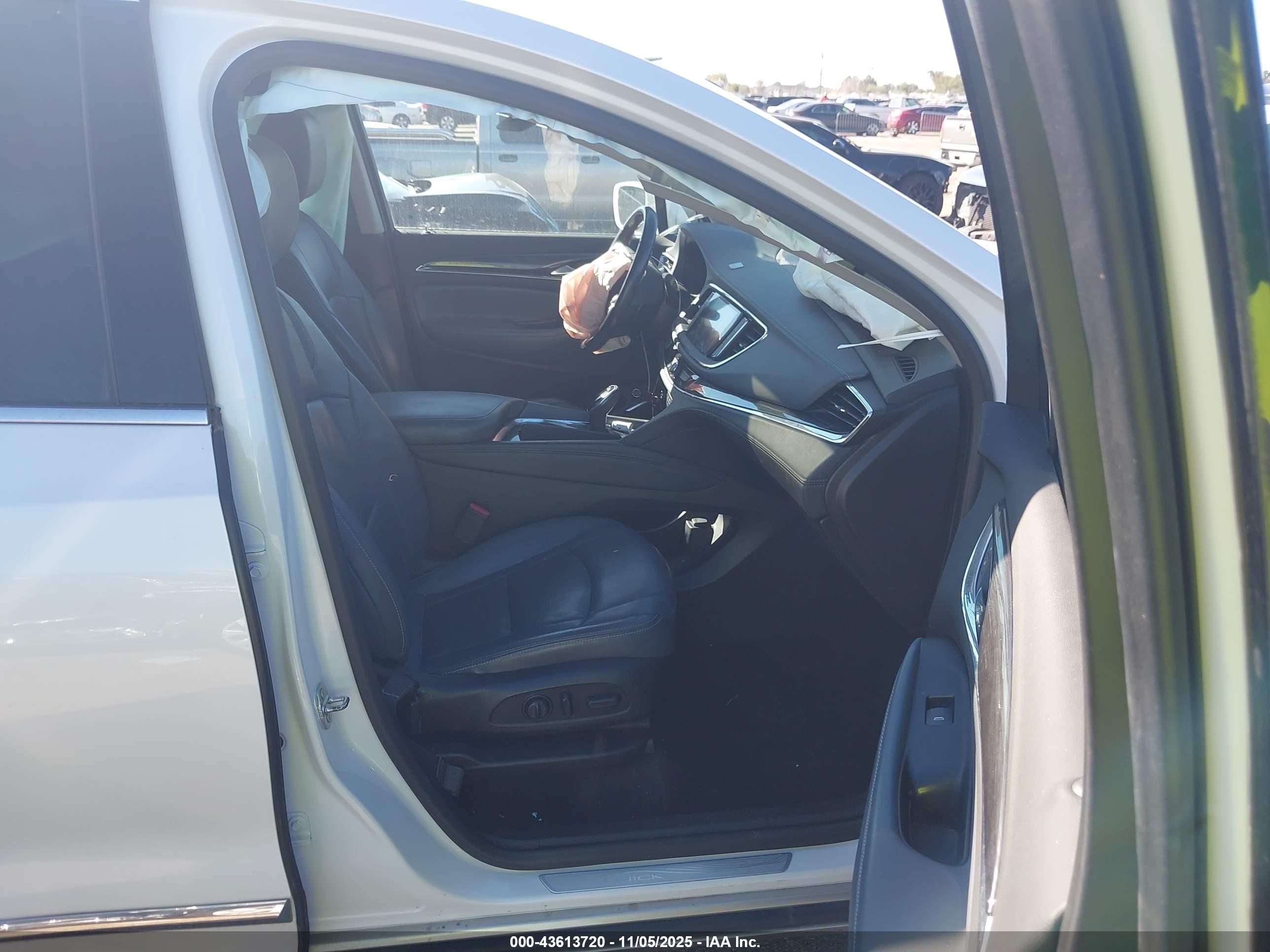 BUICK ENCLAVE image 5