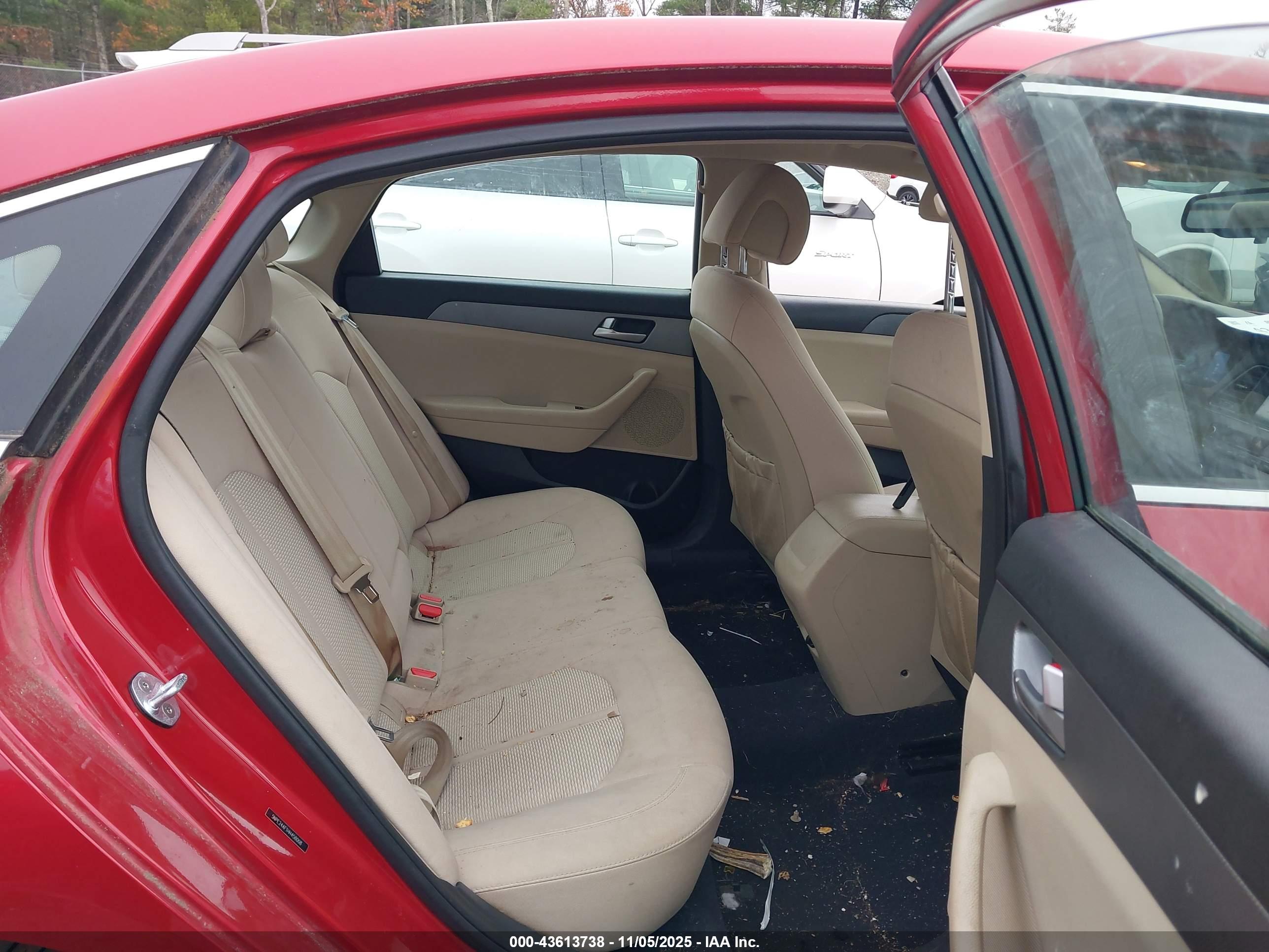 HYUNDAI SONATA image 8