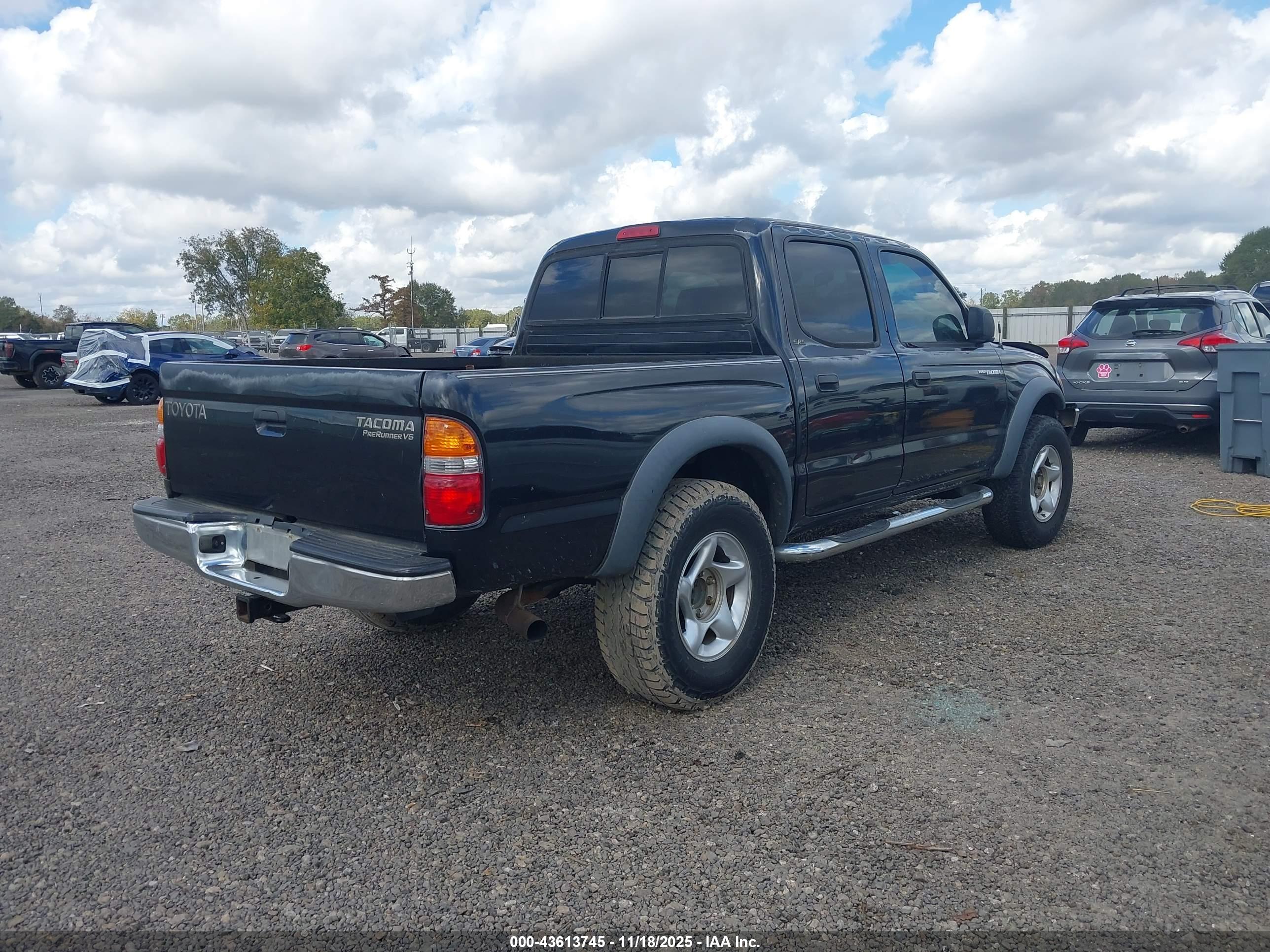 TOYOTA TACOMA image 4