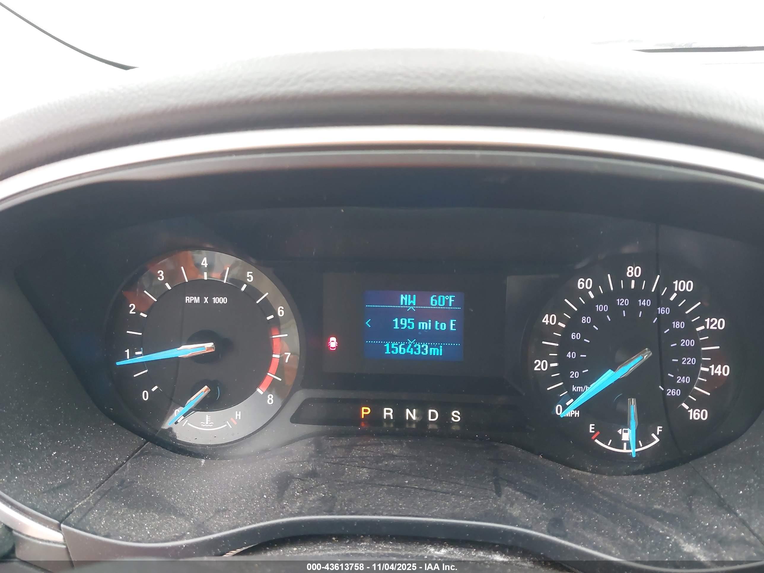 FORD FUSION image 7