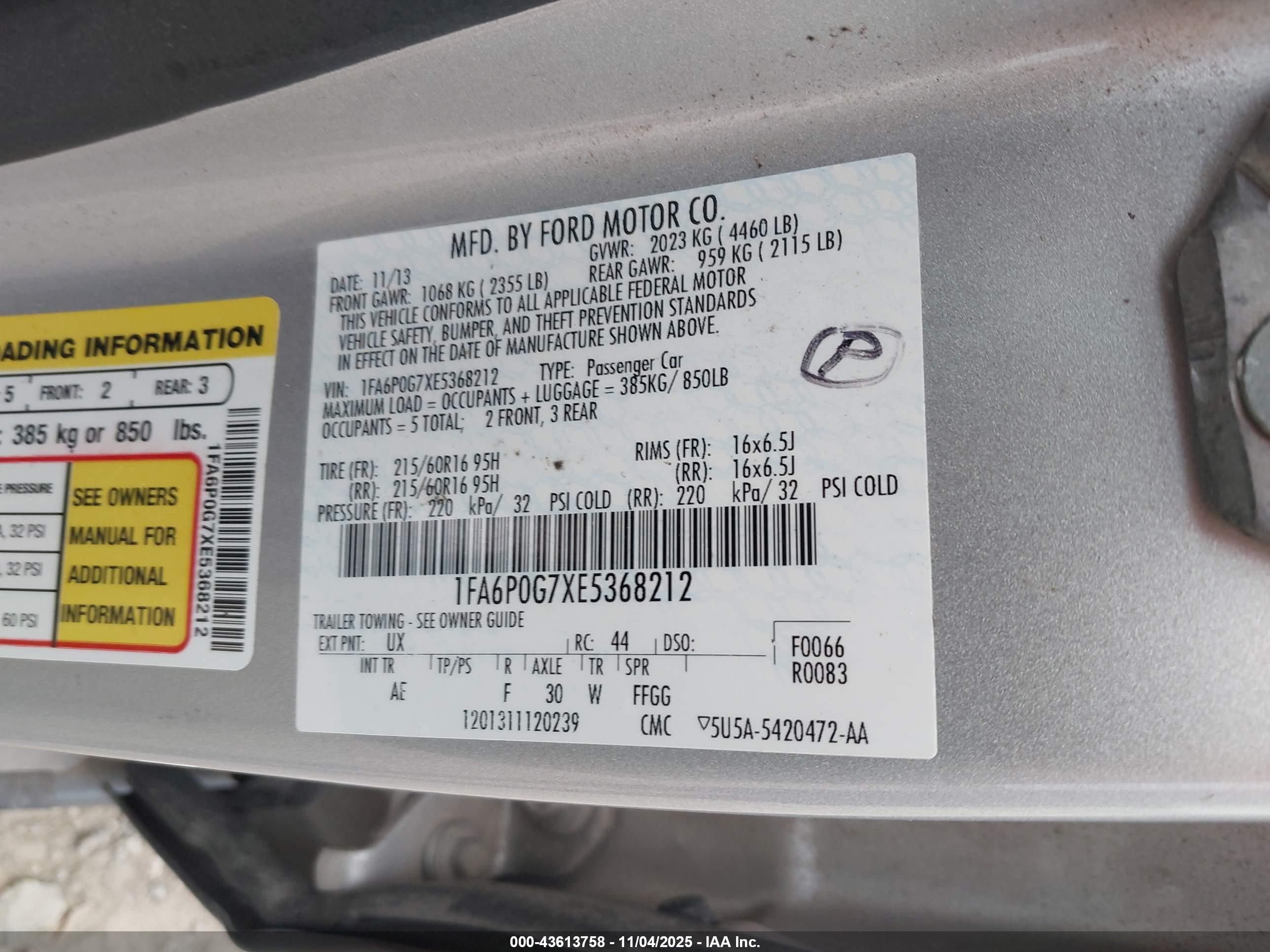 FORD FUSION image 9