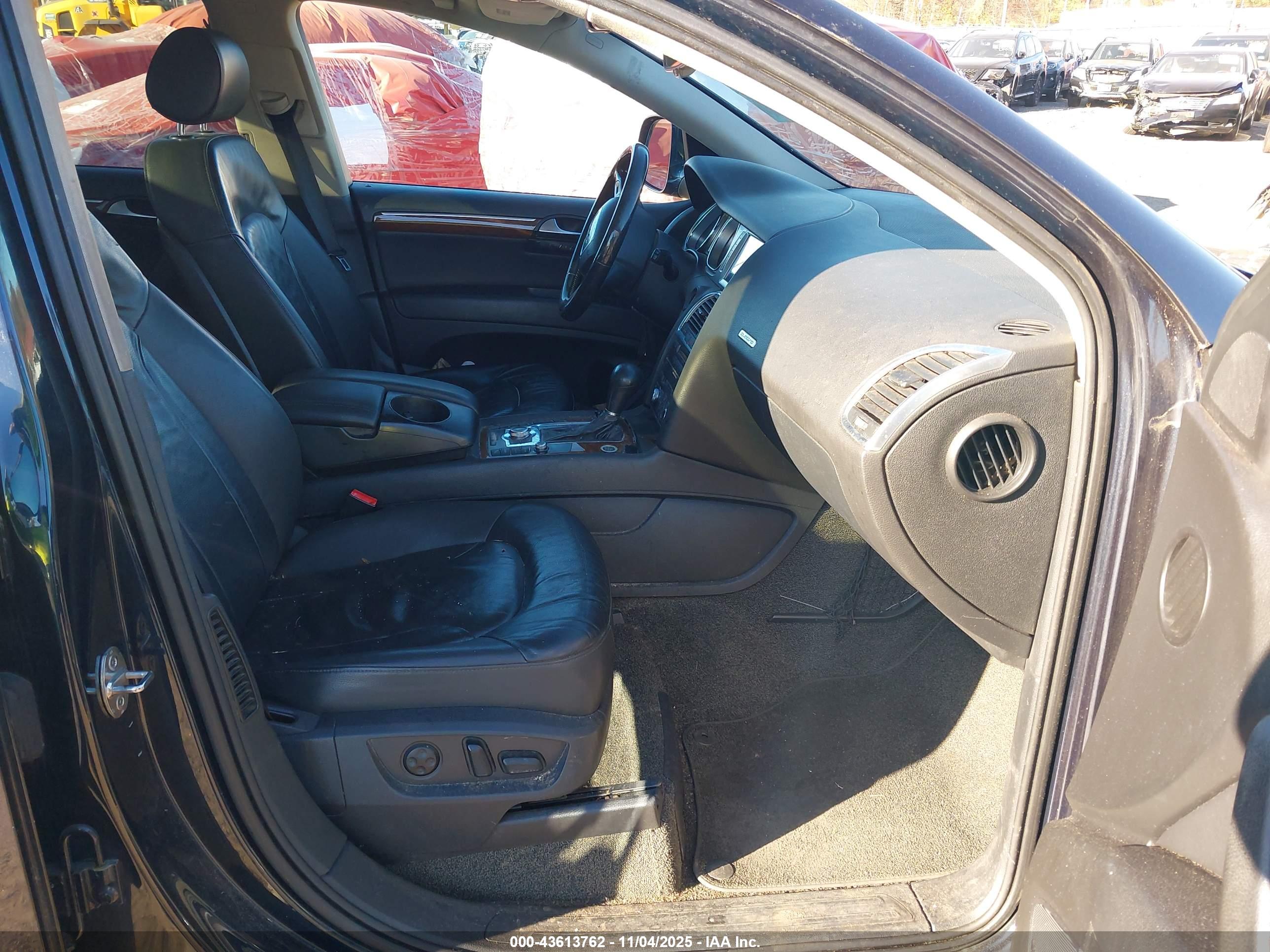 AUDI Q7 image 5