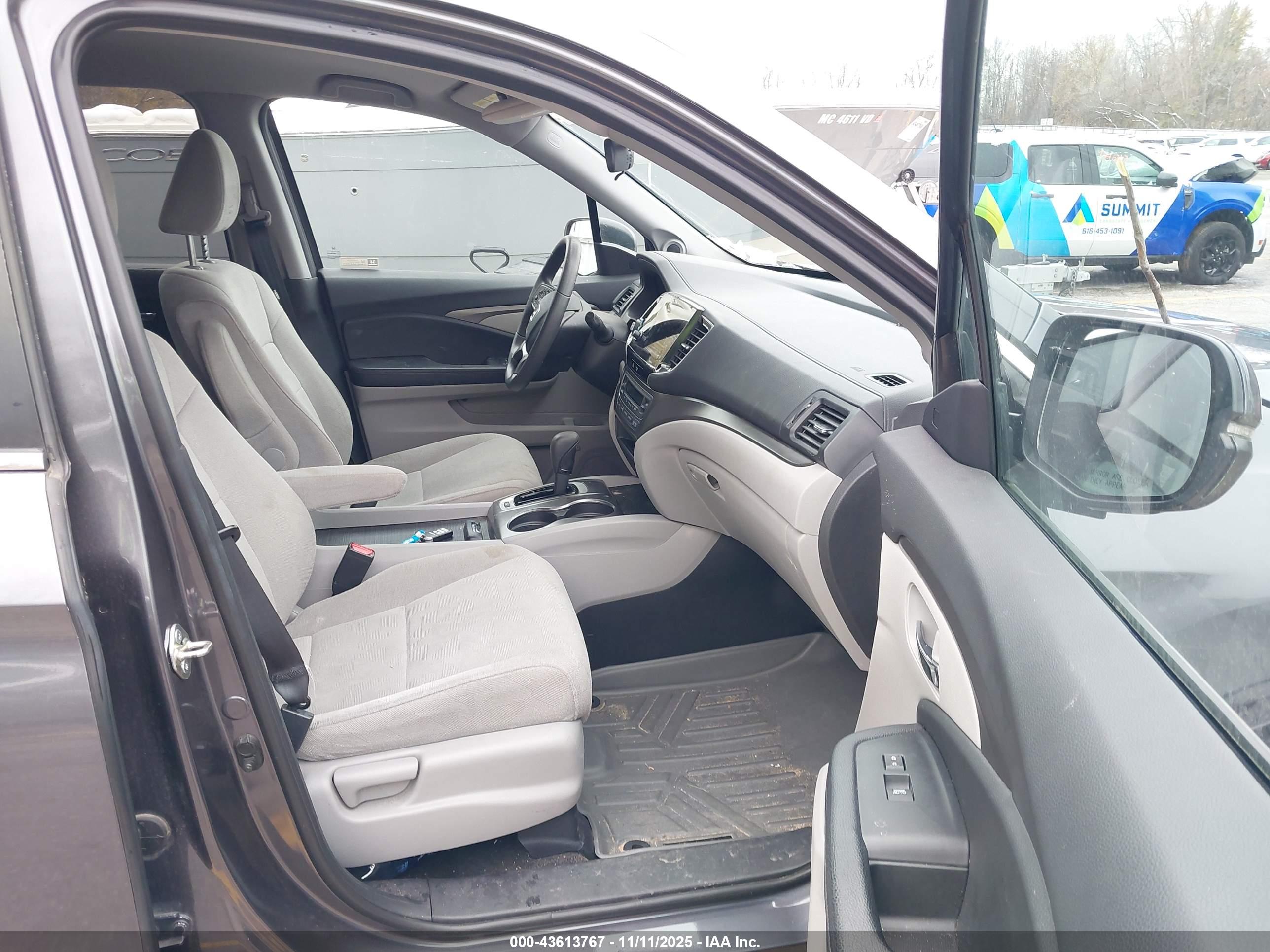 HONDA PILOT image 5