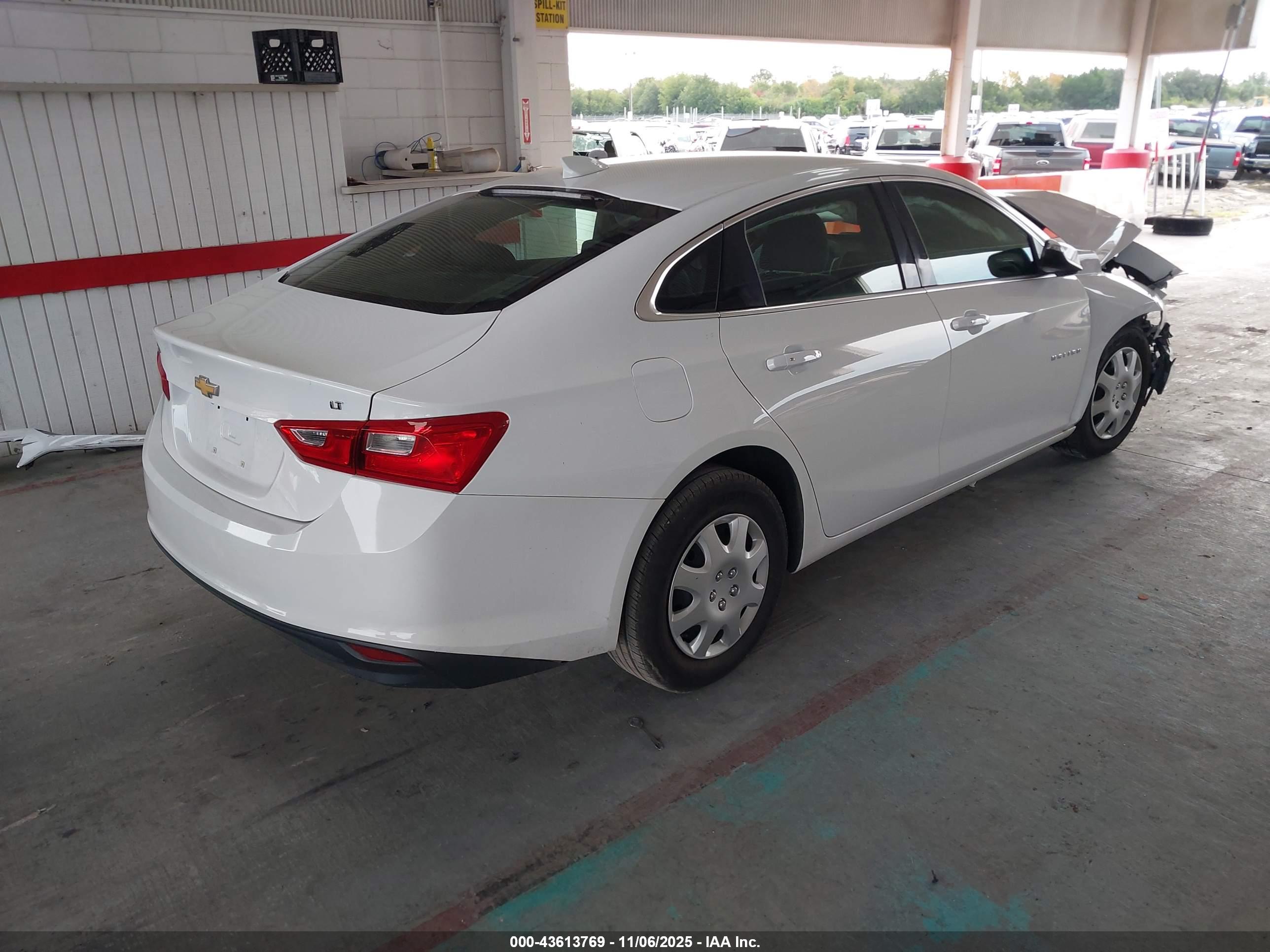 CHEVROLET MALIBU image 4