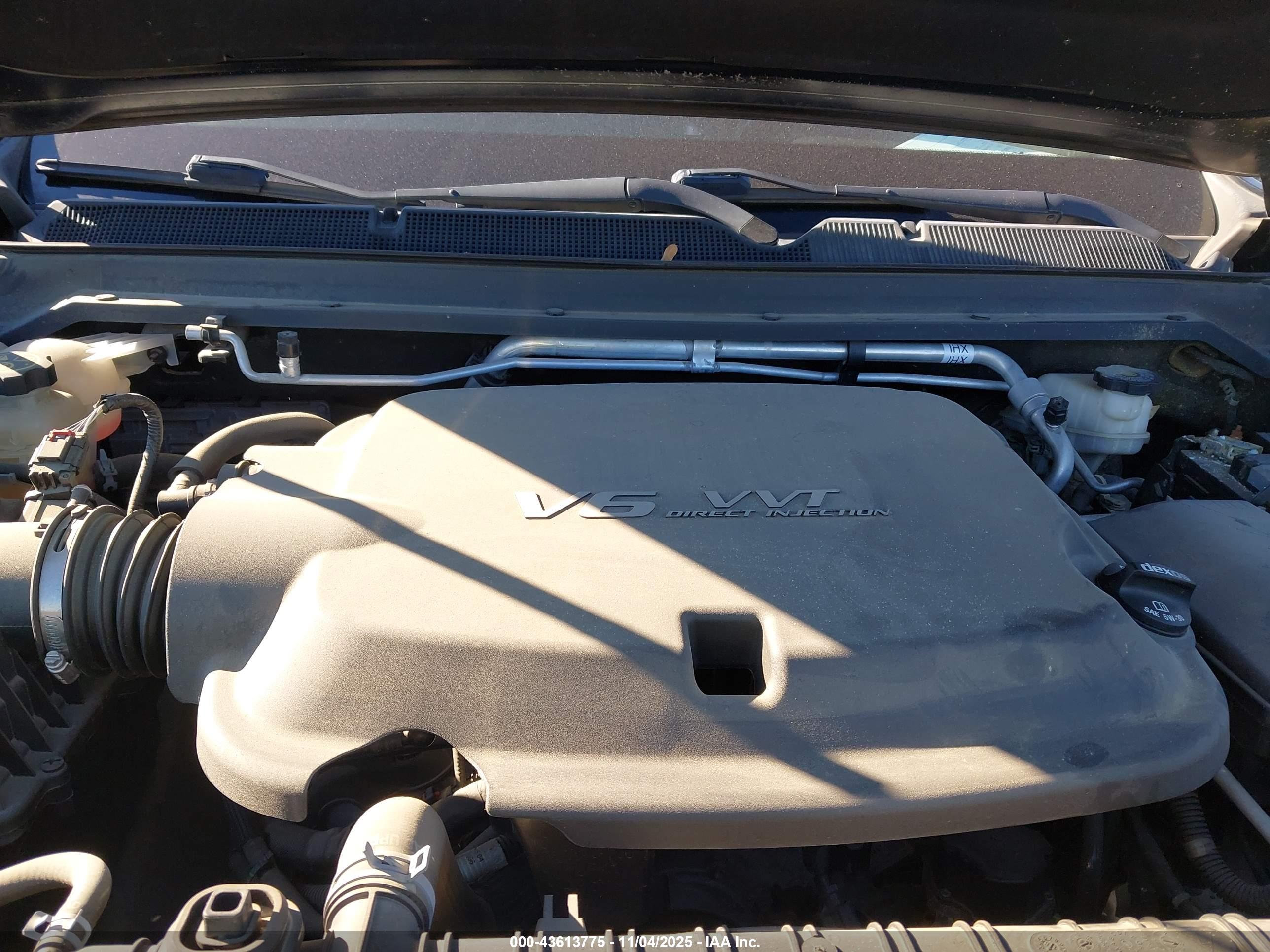 GMC CANYON image 10