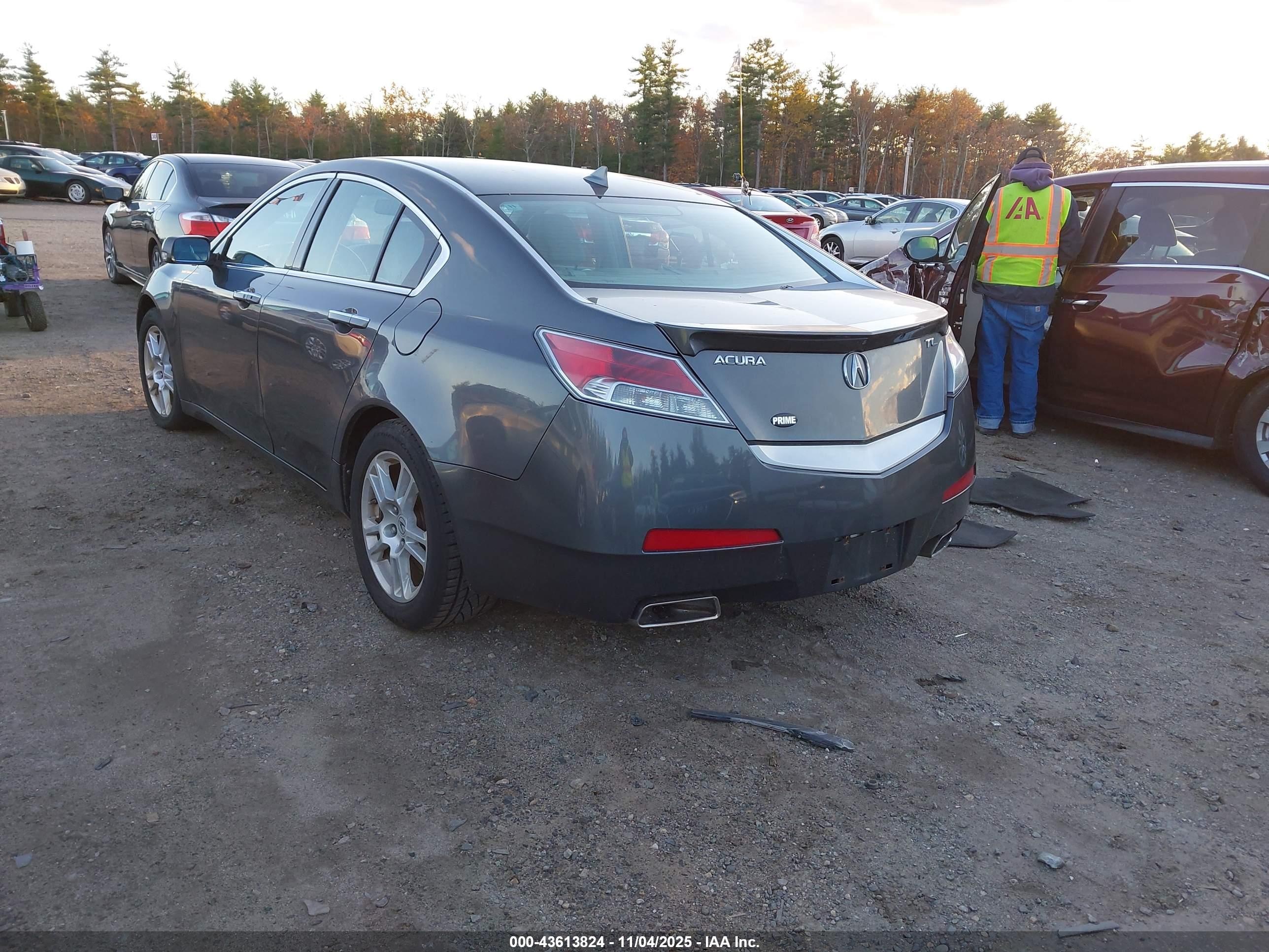 ACURA TL image 3