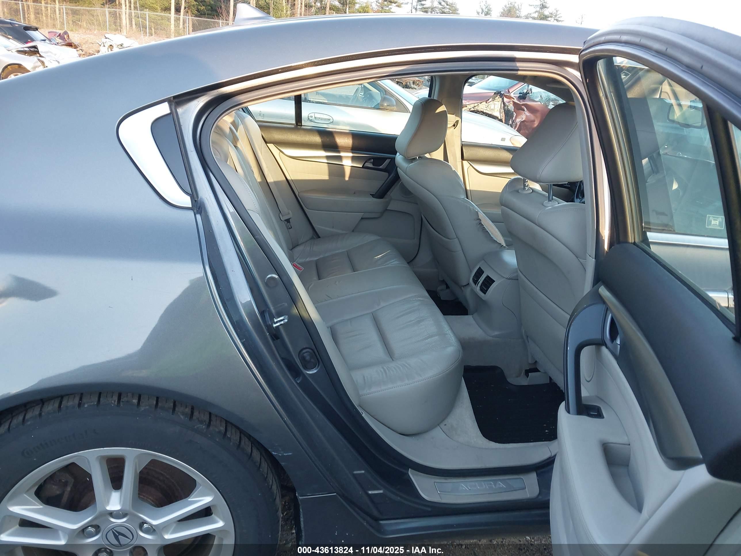 ACURA TL image 8