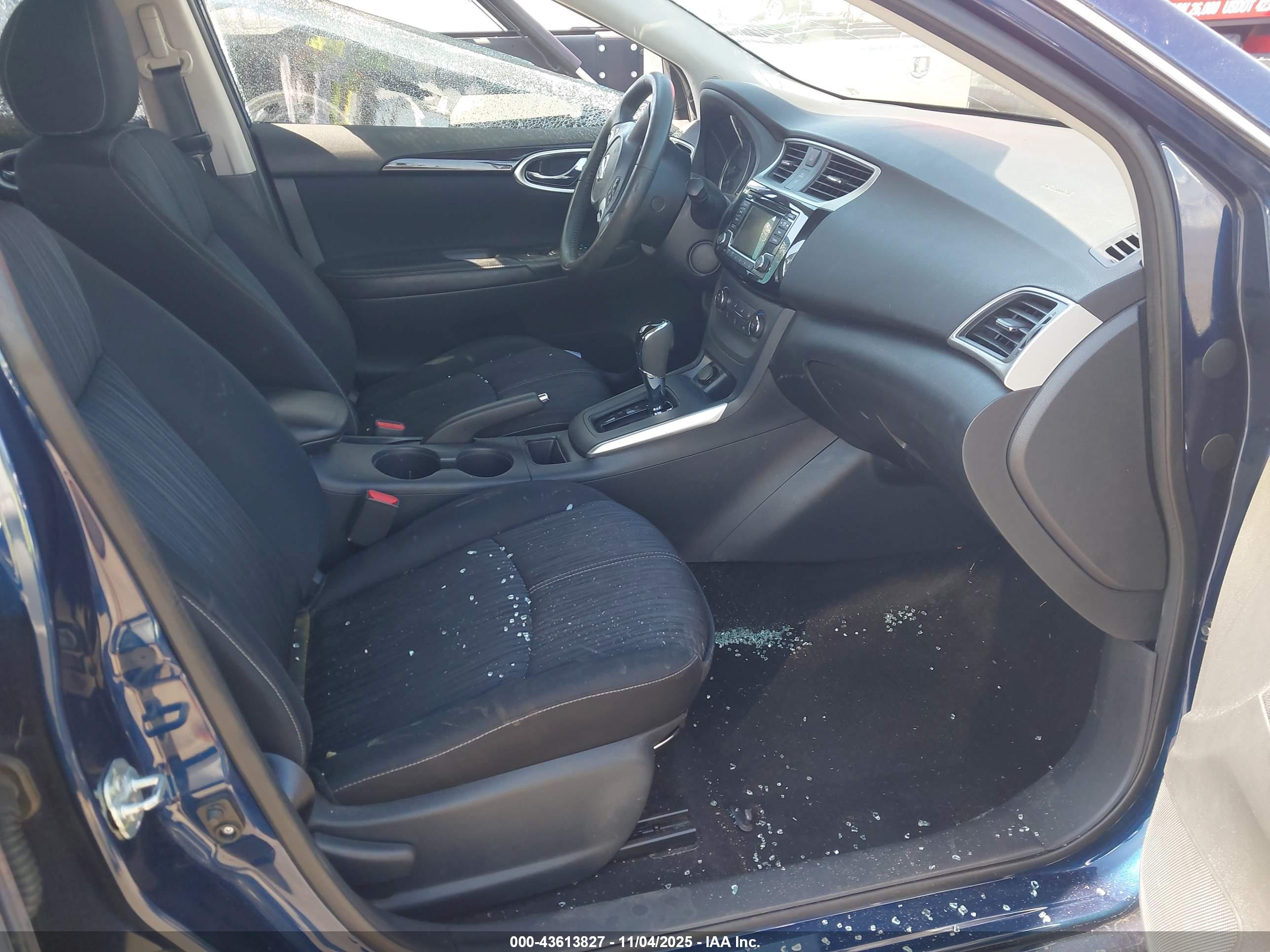 NISSAN SENTRA image 5