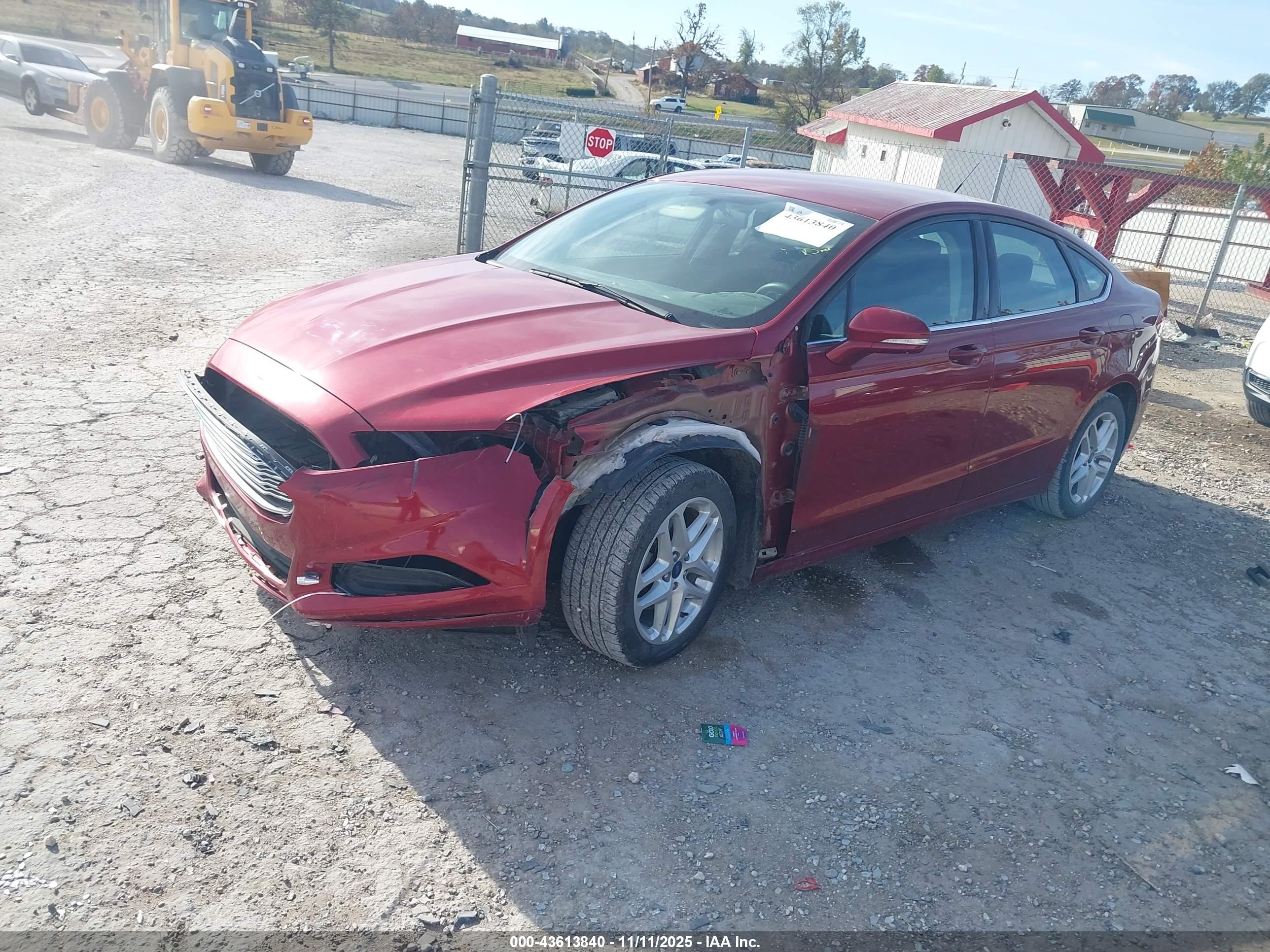 FORD FUSION image 2