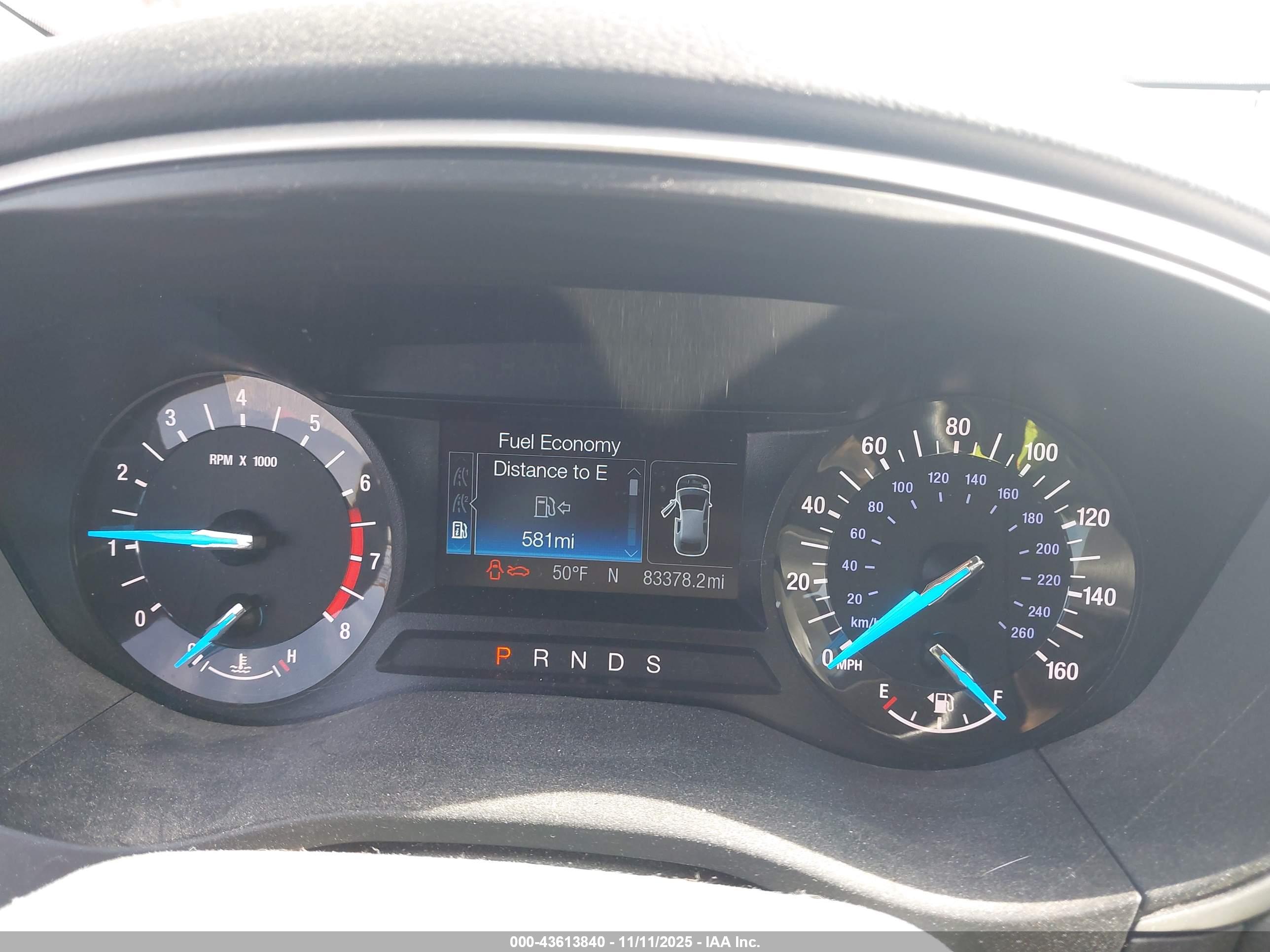 FORD FUSION image 7