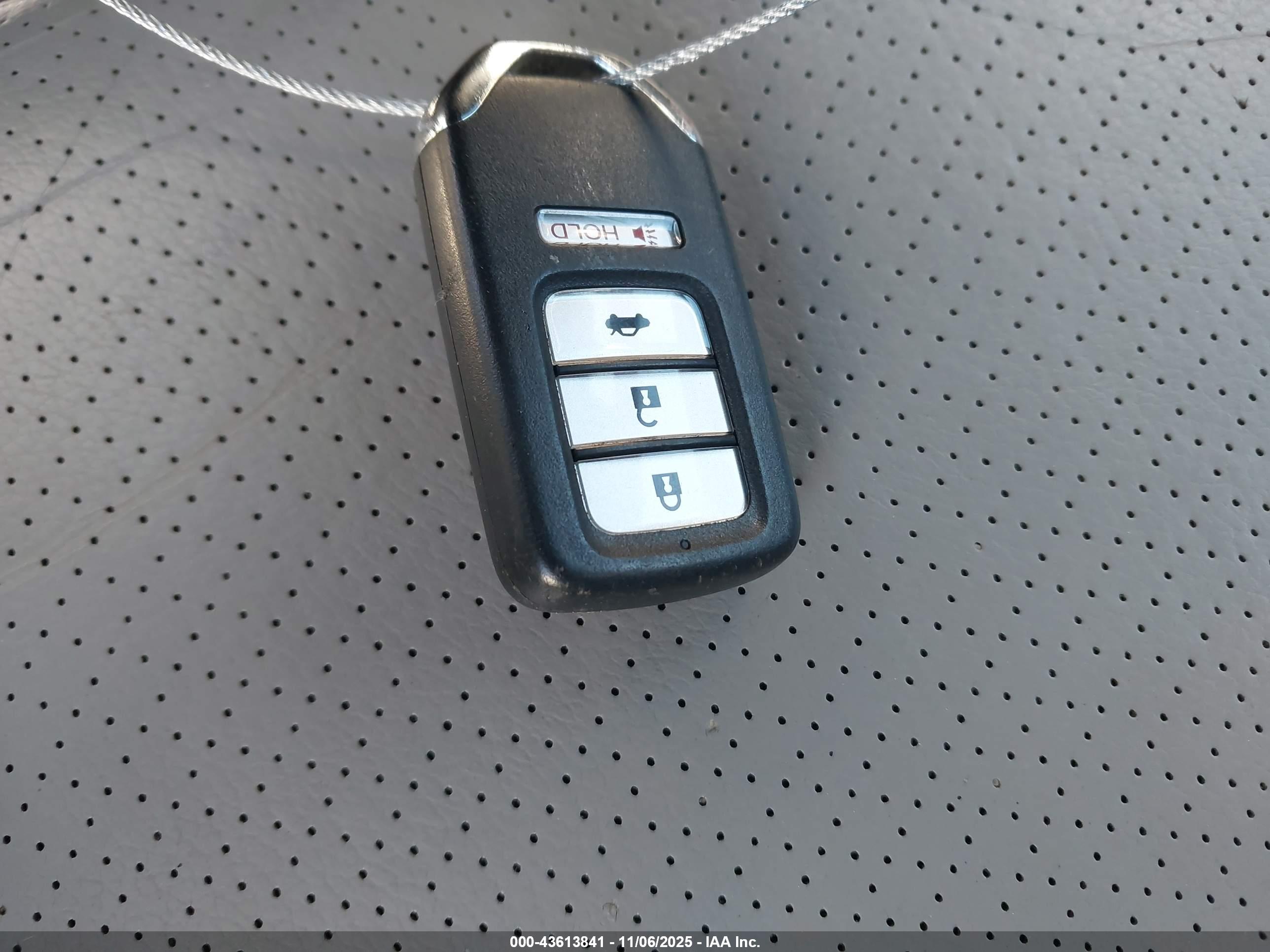 HONDA ACCORD image 11