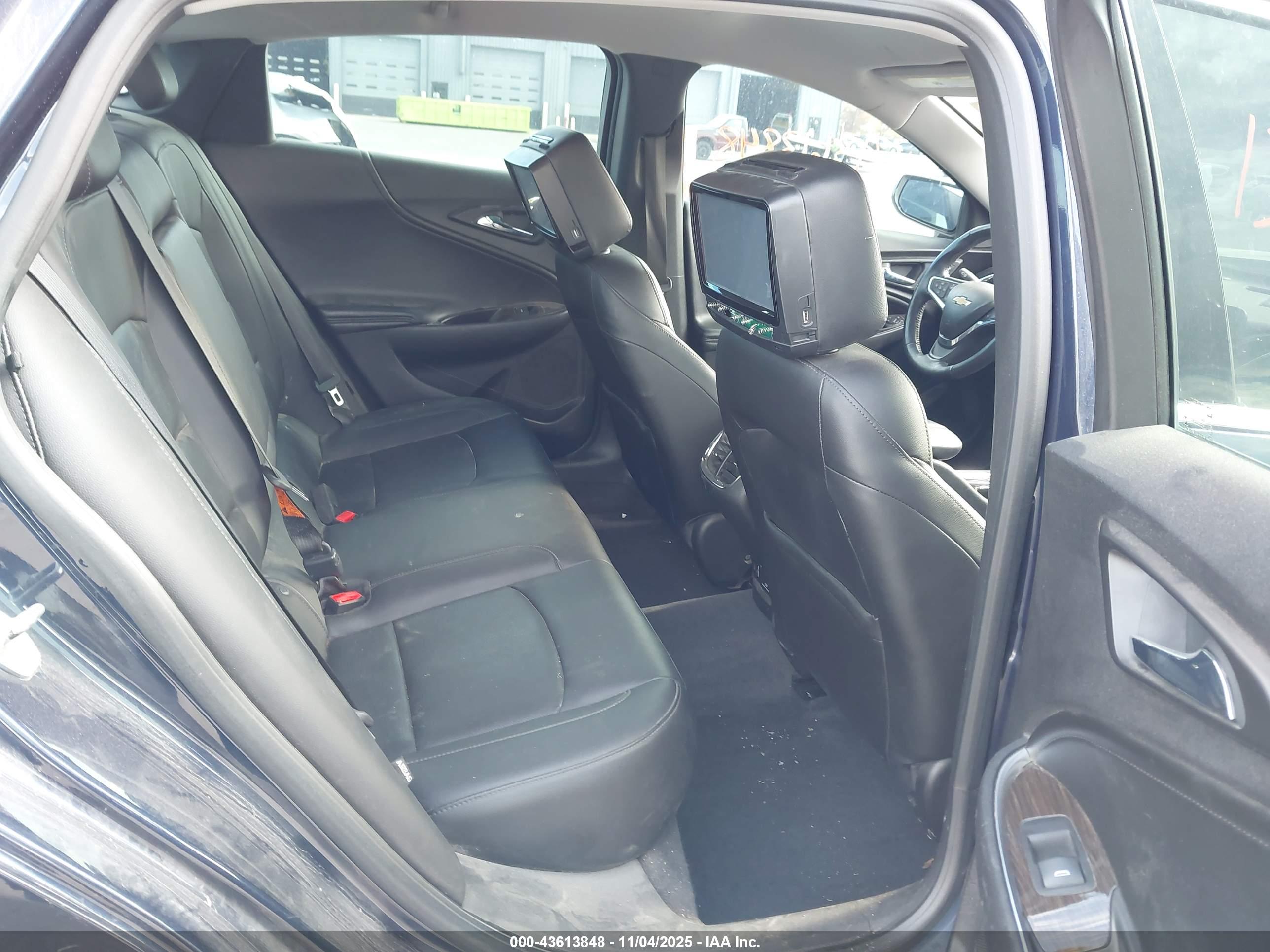 CHEVROLET MALIBU image 8