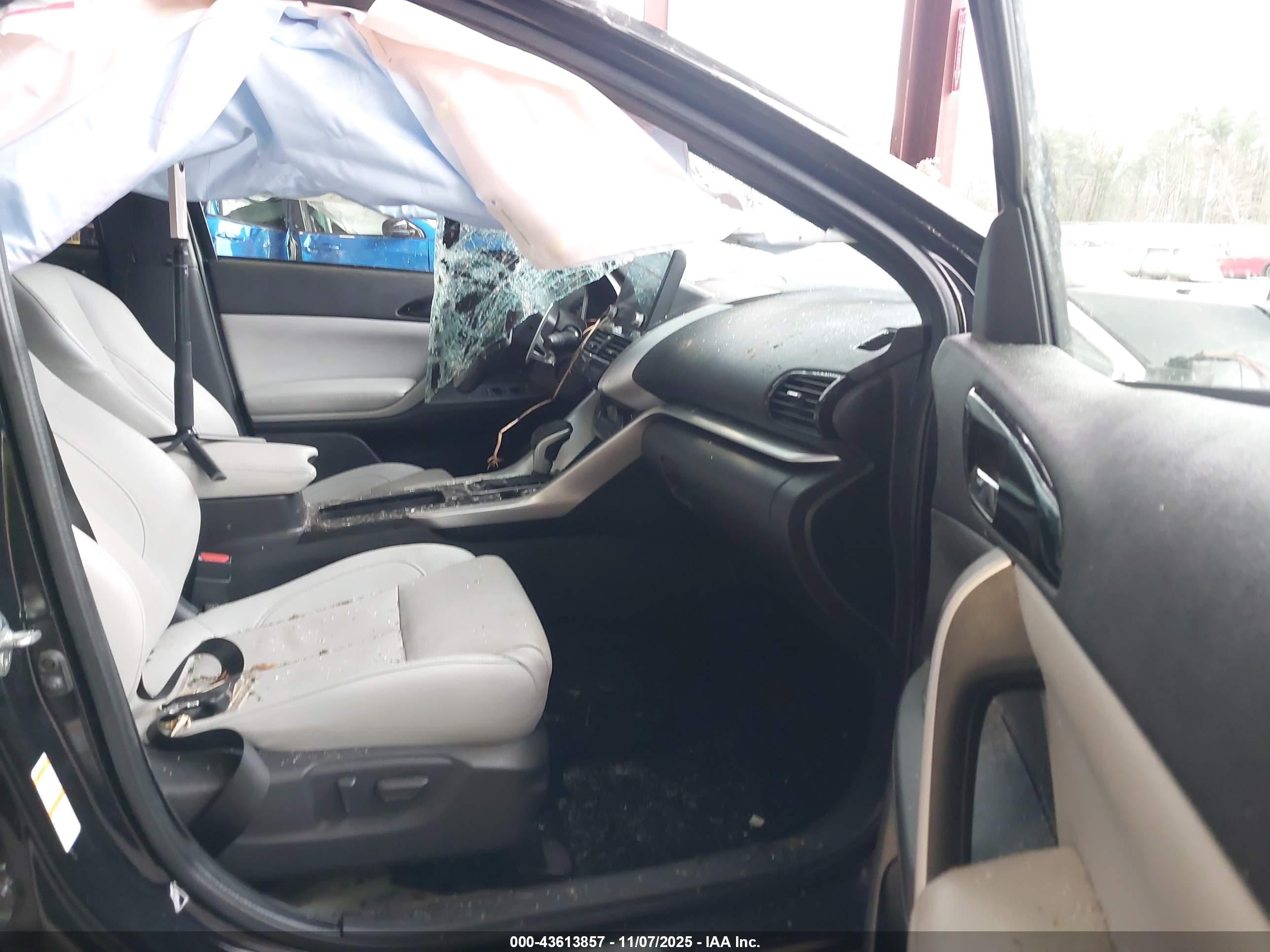 MITSUBISHI ECLIPSE image 5