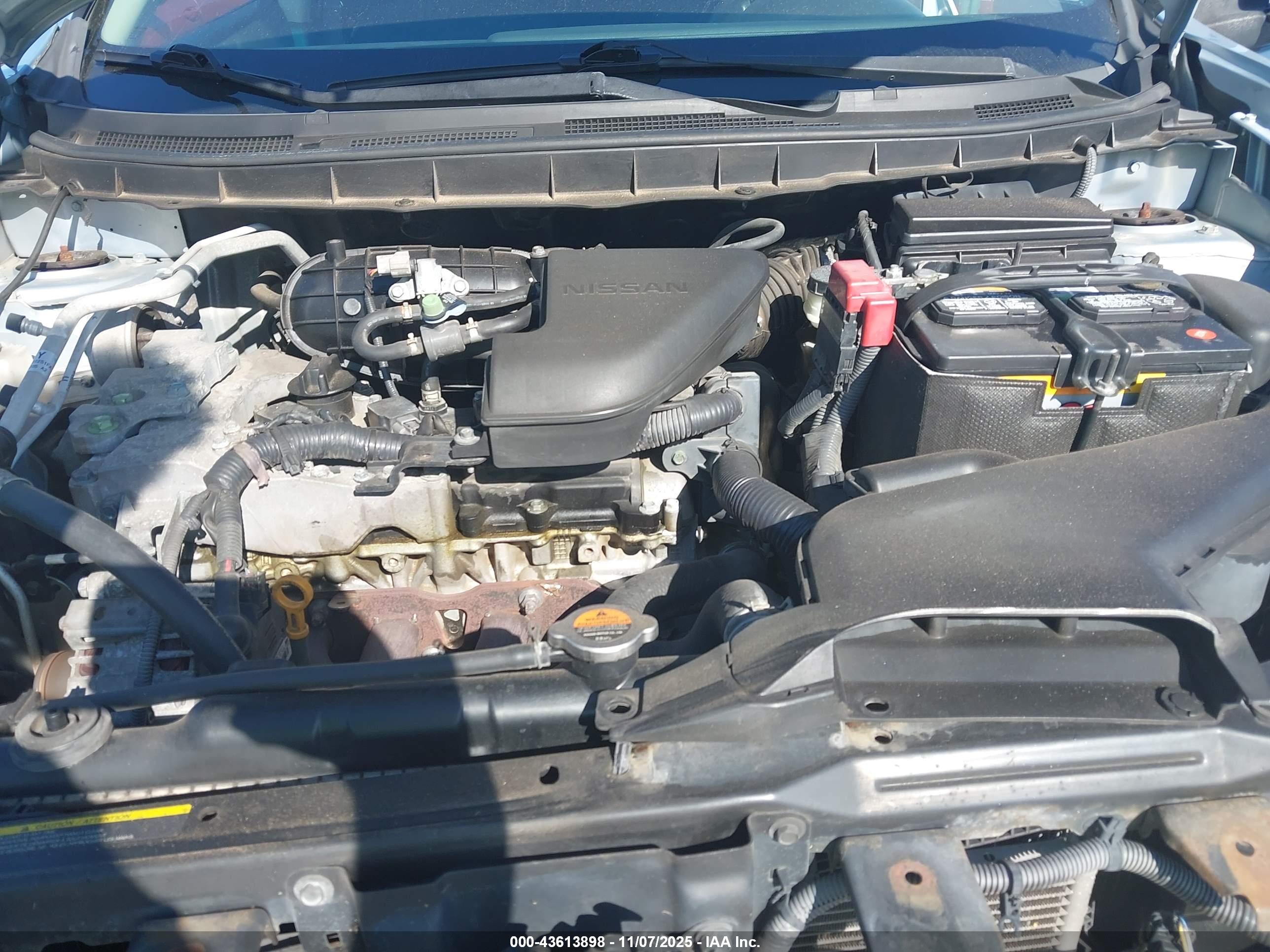 NISSAN ROGUE image 10