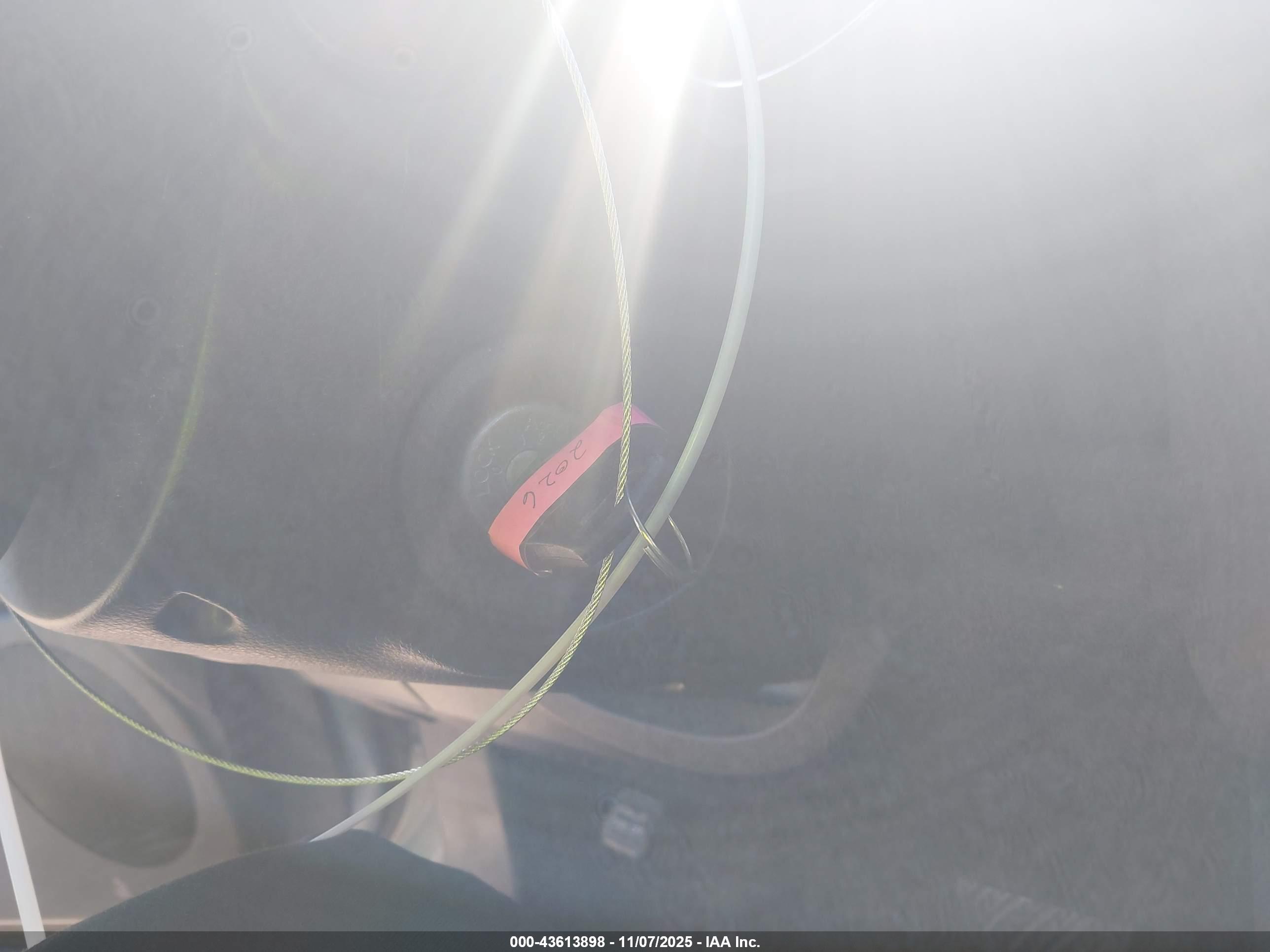NISSAN ROGUE image 11