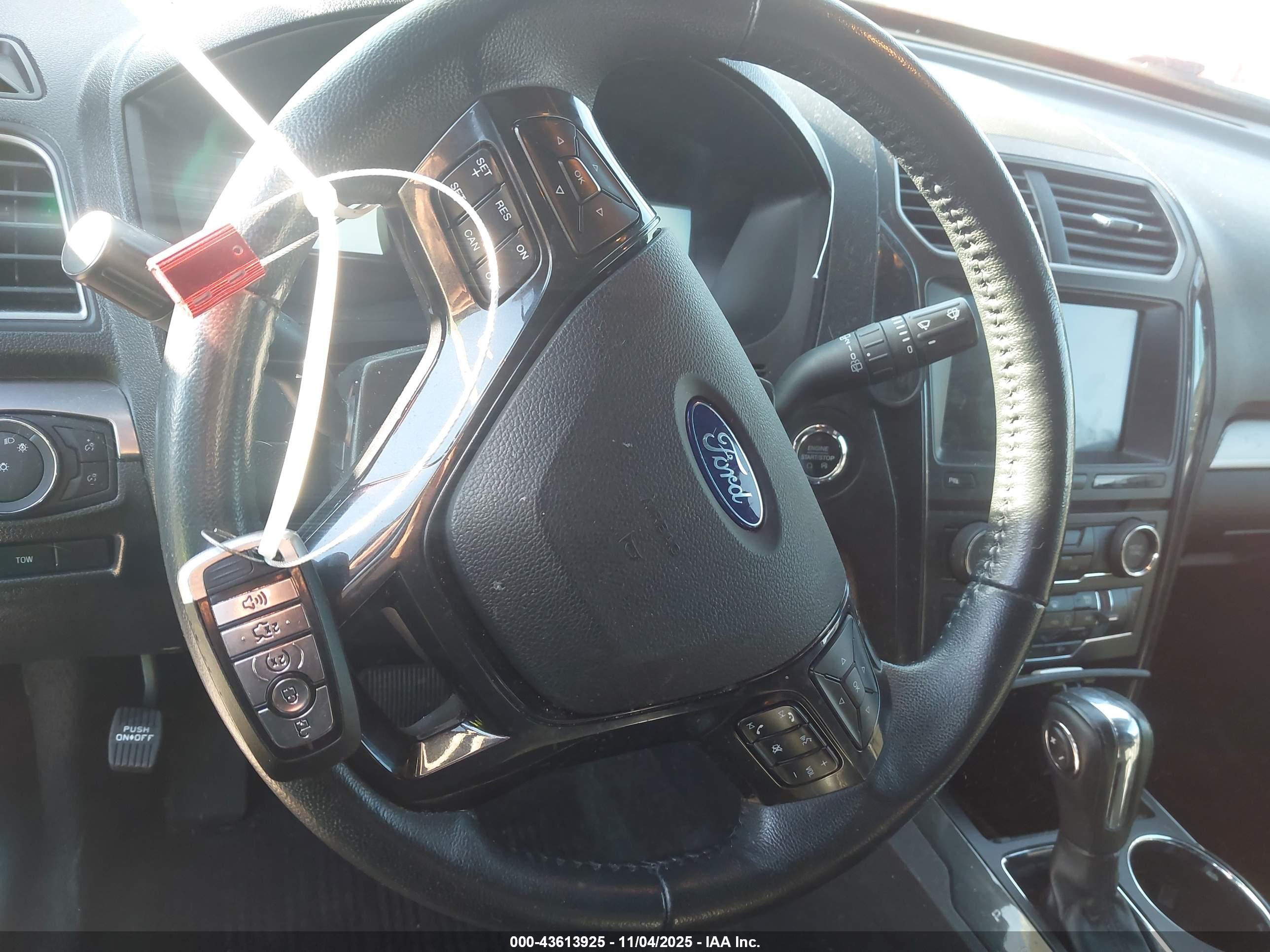 FORD EXPLORER image 11