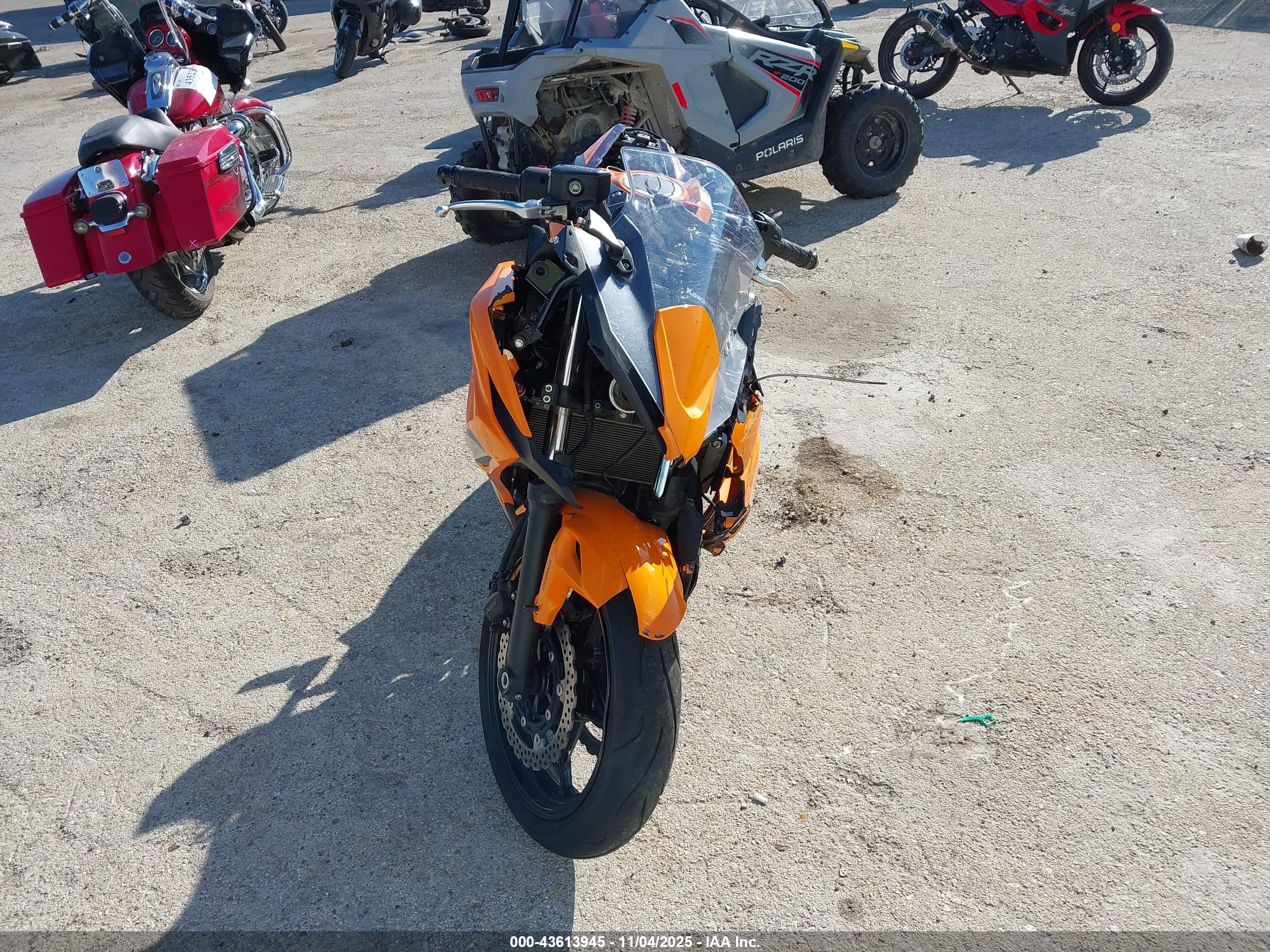 KAWASAKI EX650 image 5