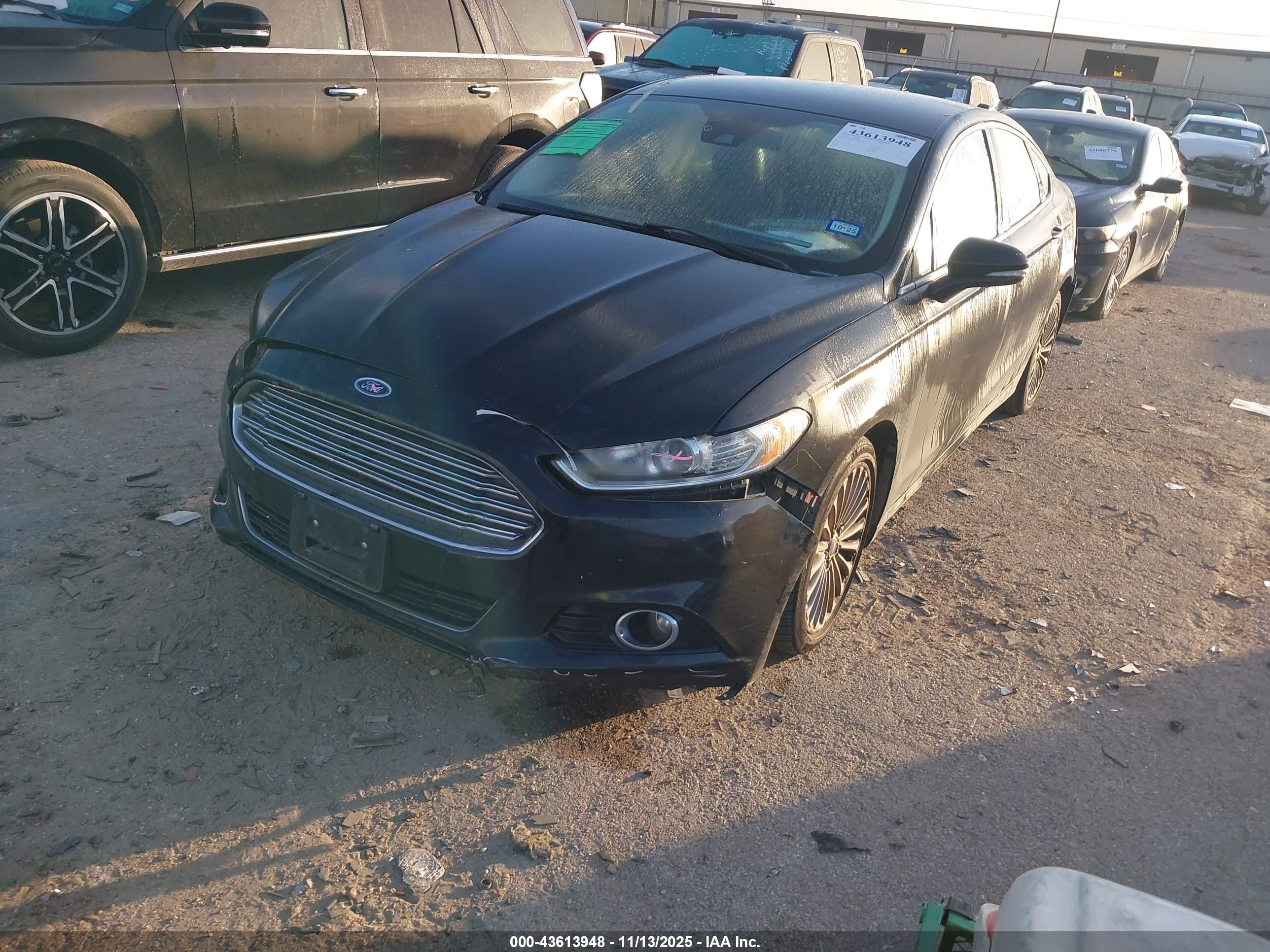 FORD FUSION image 2