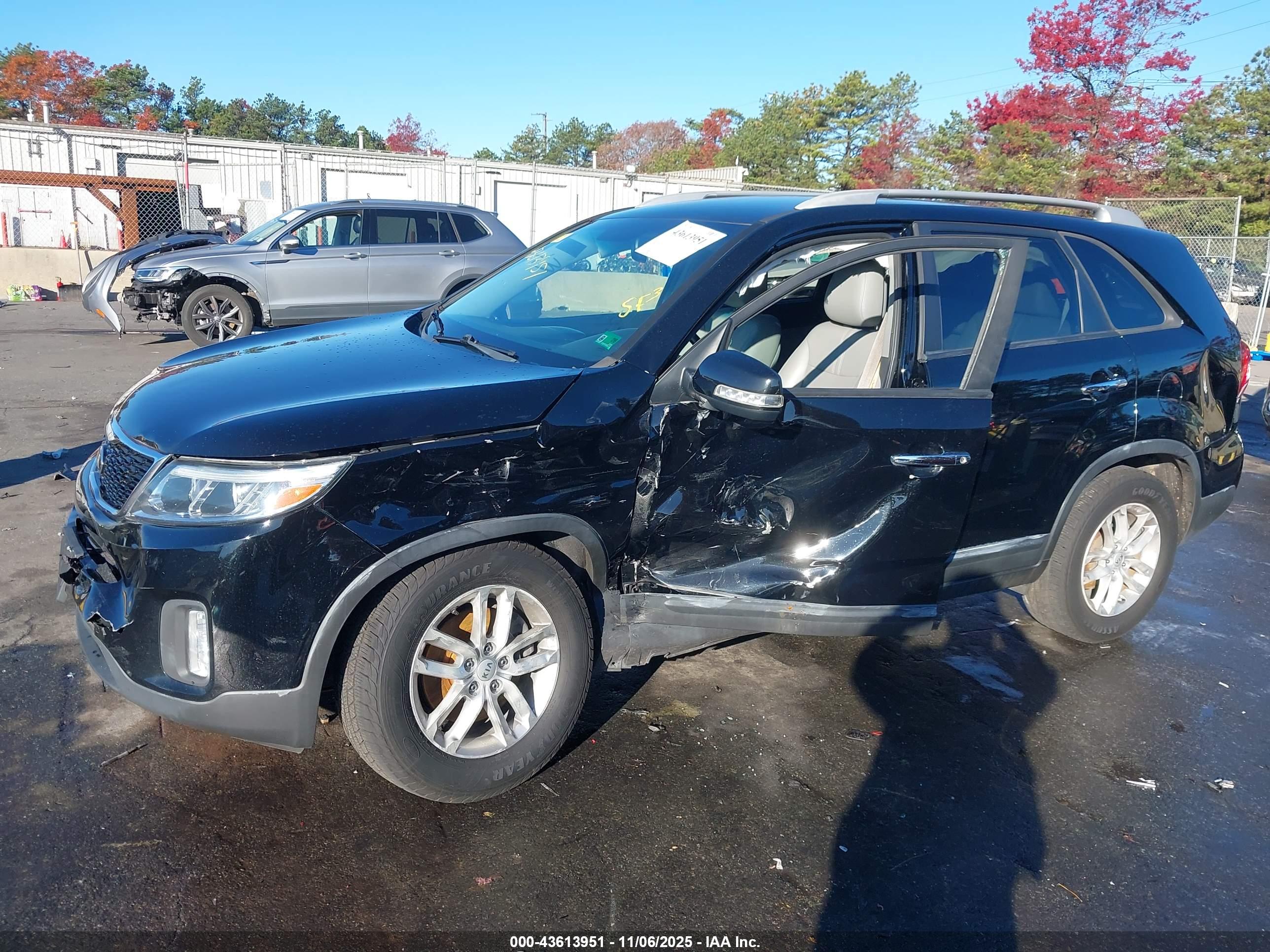 KIA SORENTO image 6