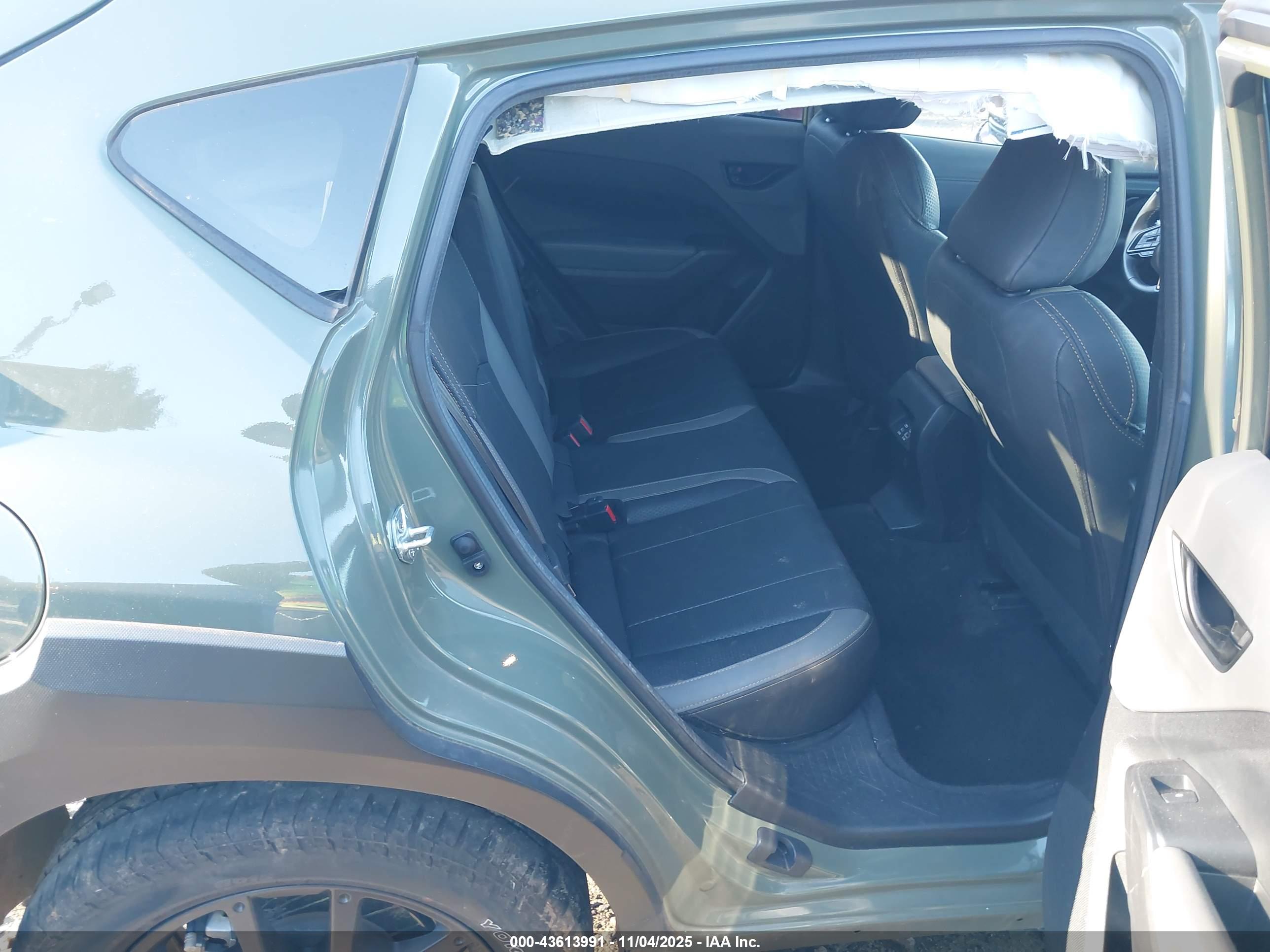 SUBARU CROSSTREK image 8