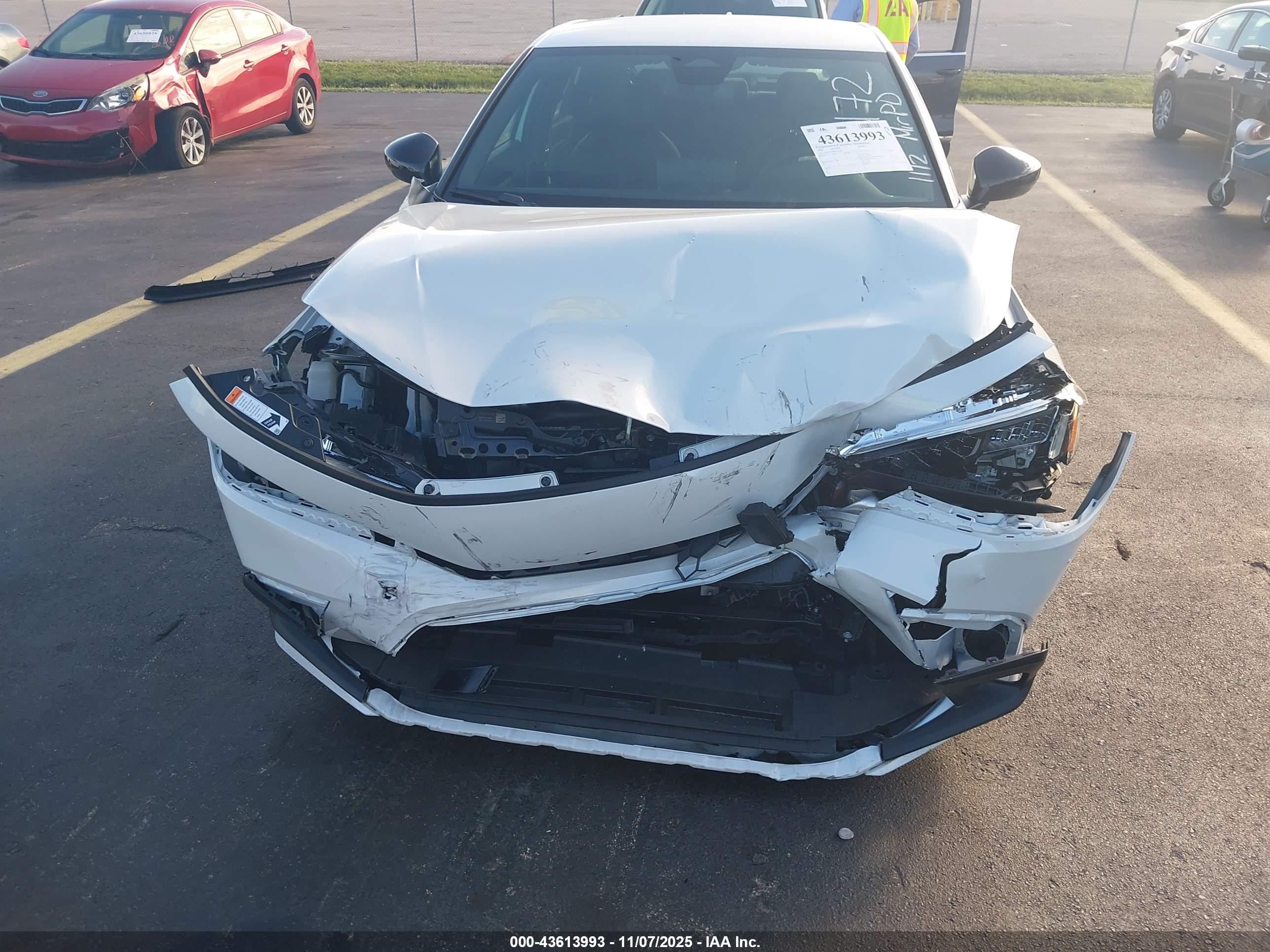 HONDA CIVIC image 6