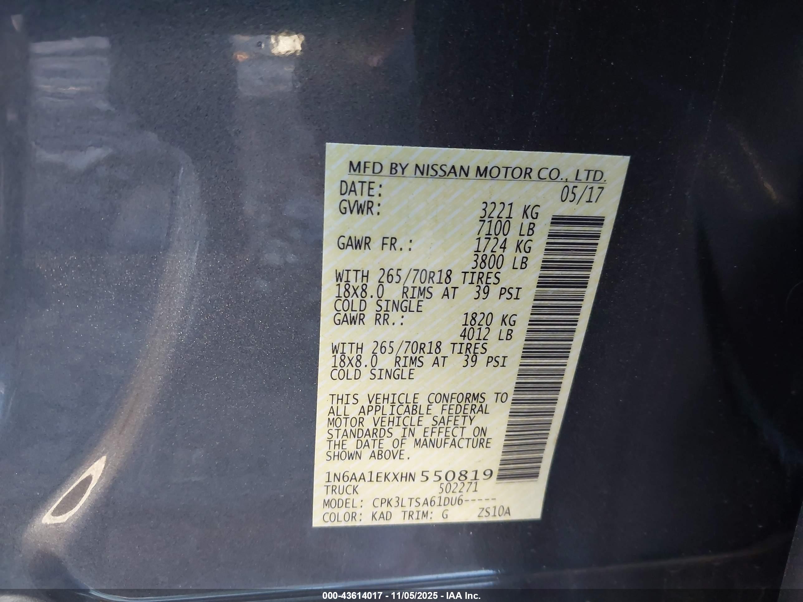 NISSAN TITAN image 9