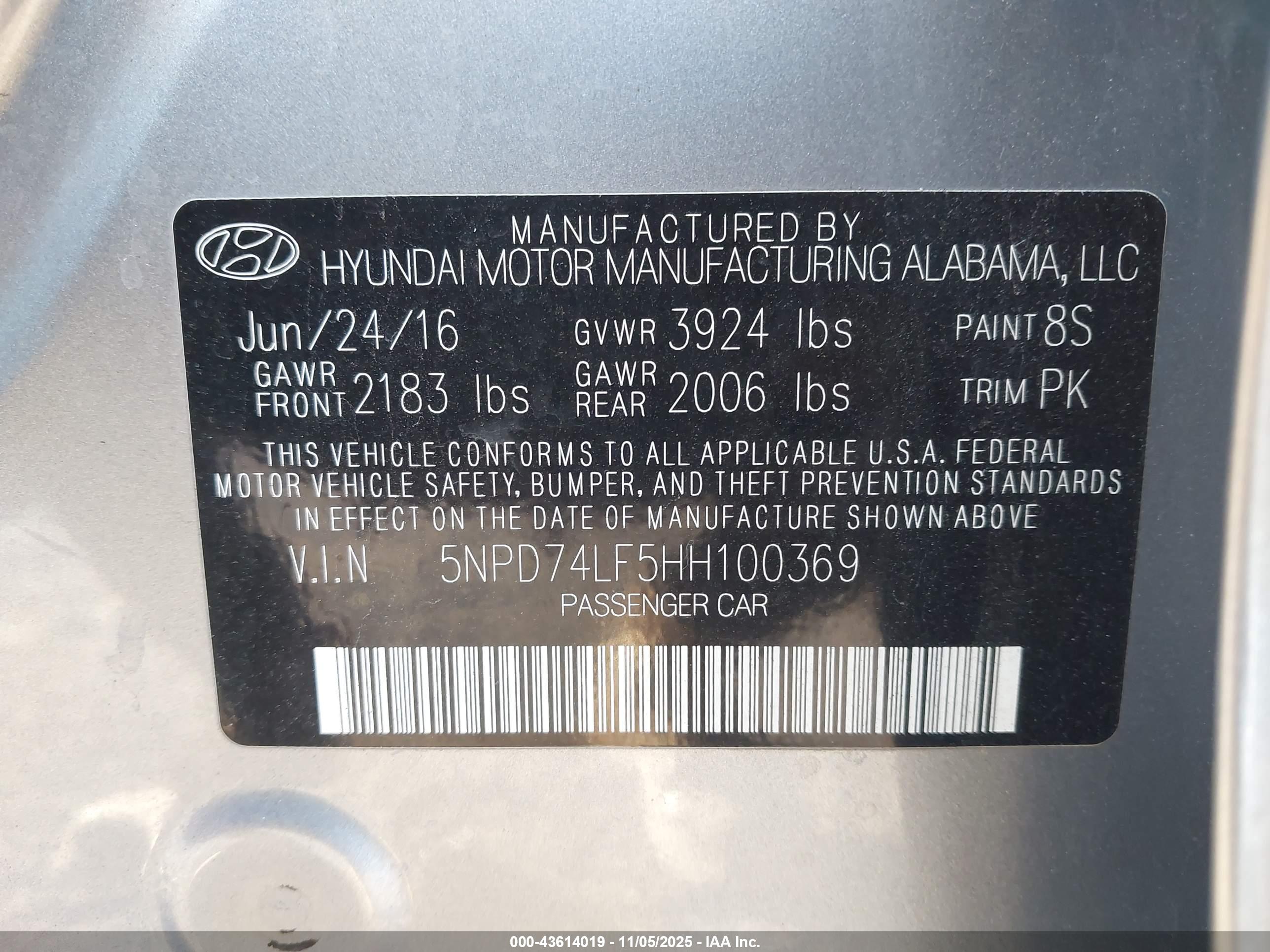 HYUNDAI ELANTRA image 9