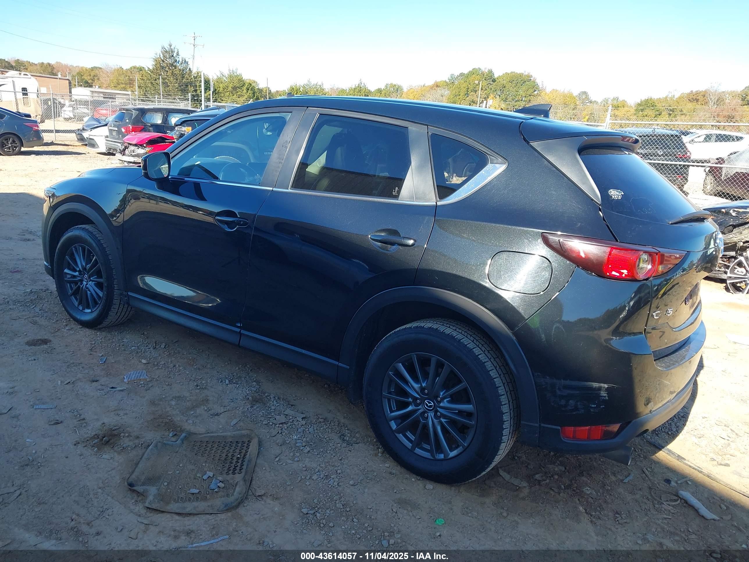 MAZDA CX-5 image 3