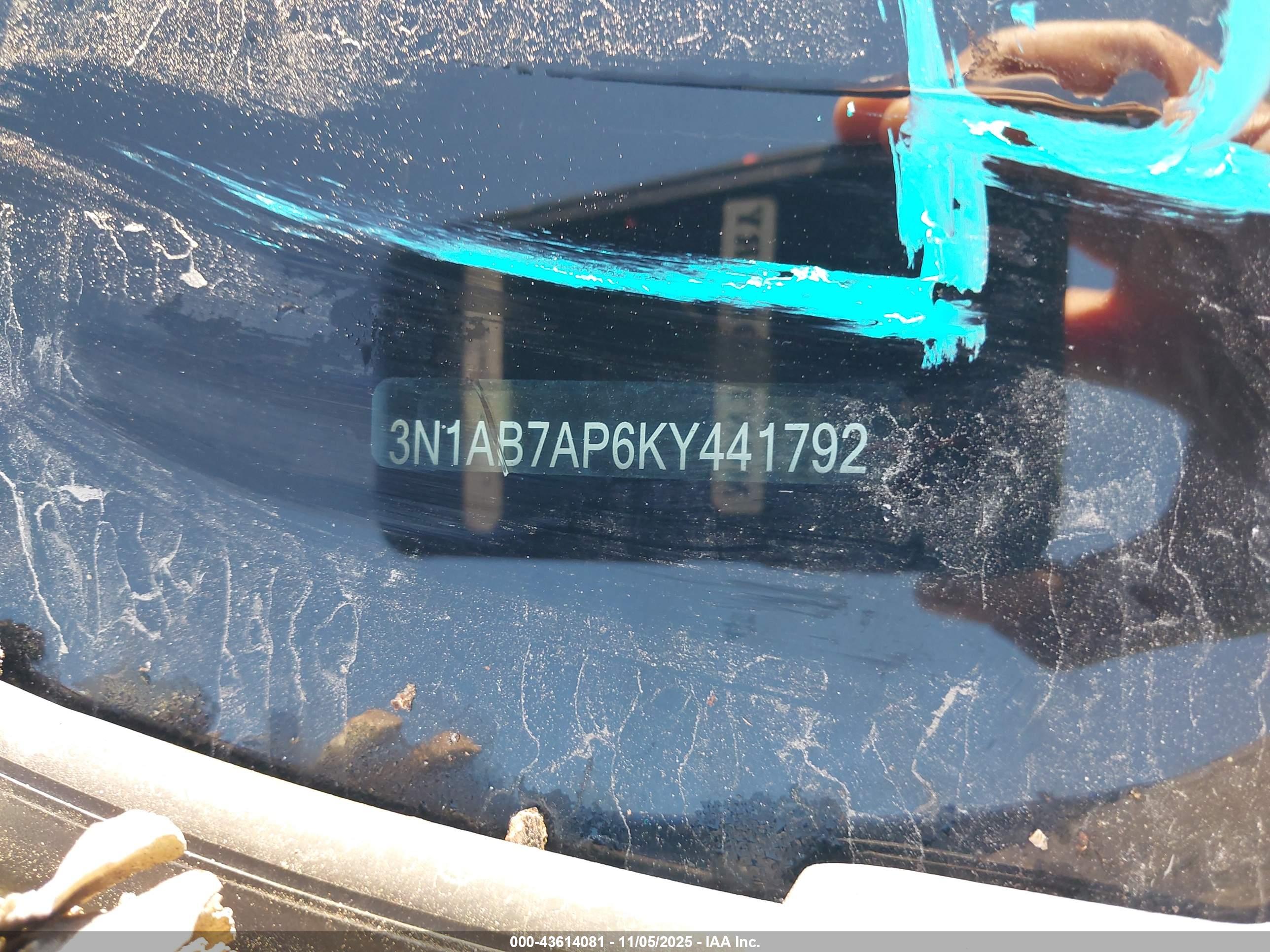 NISSAN SENTRA image 9
