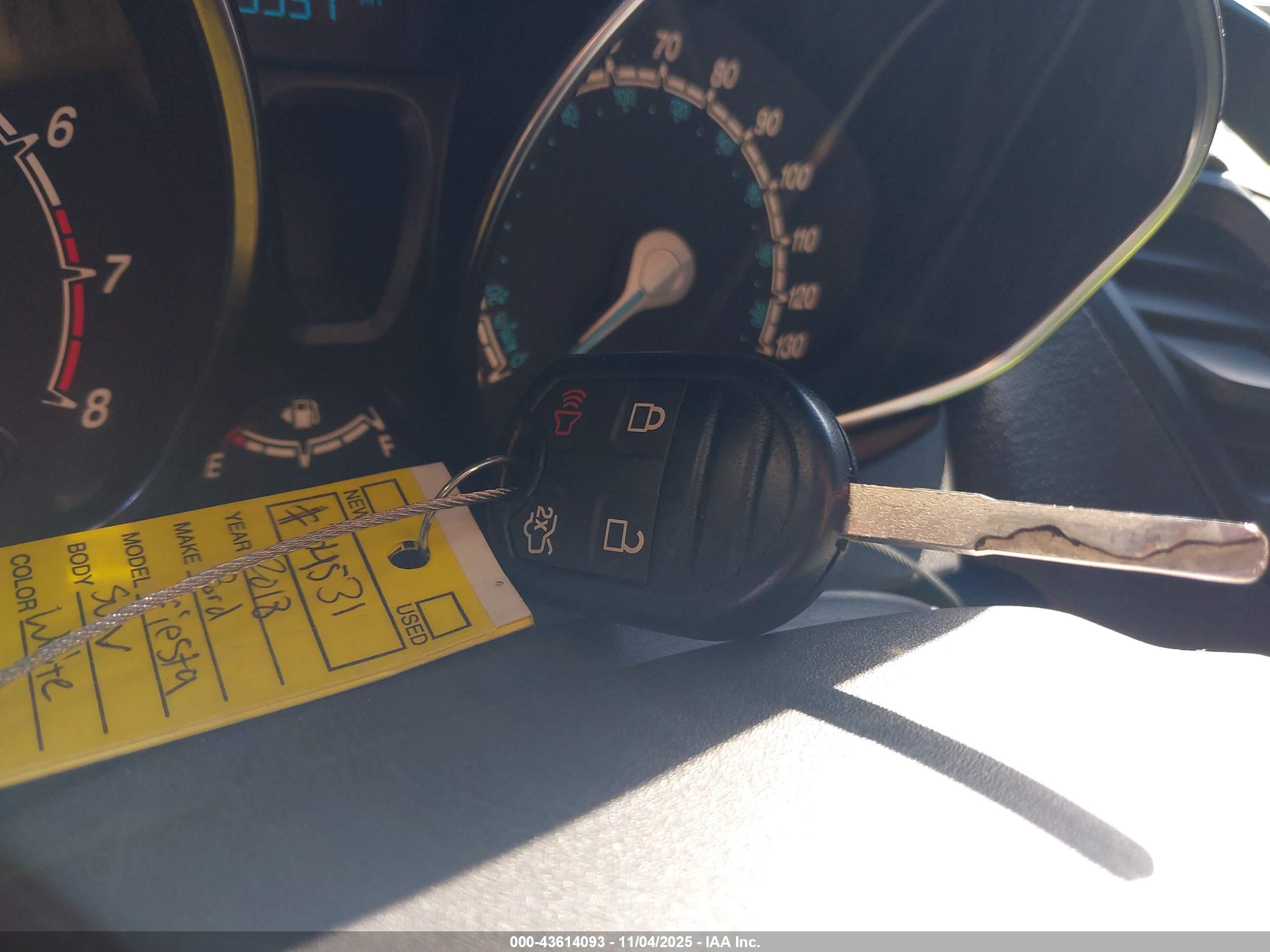 FORD FIESTA image 11