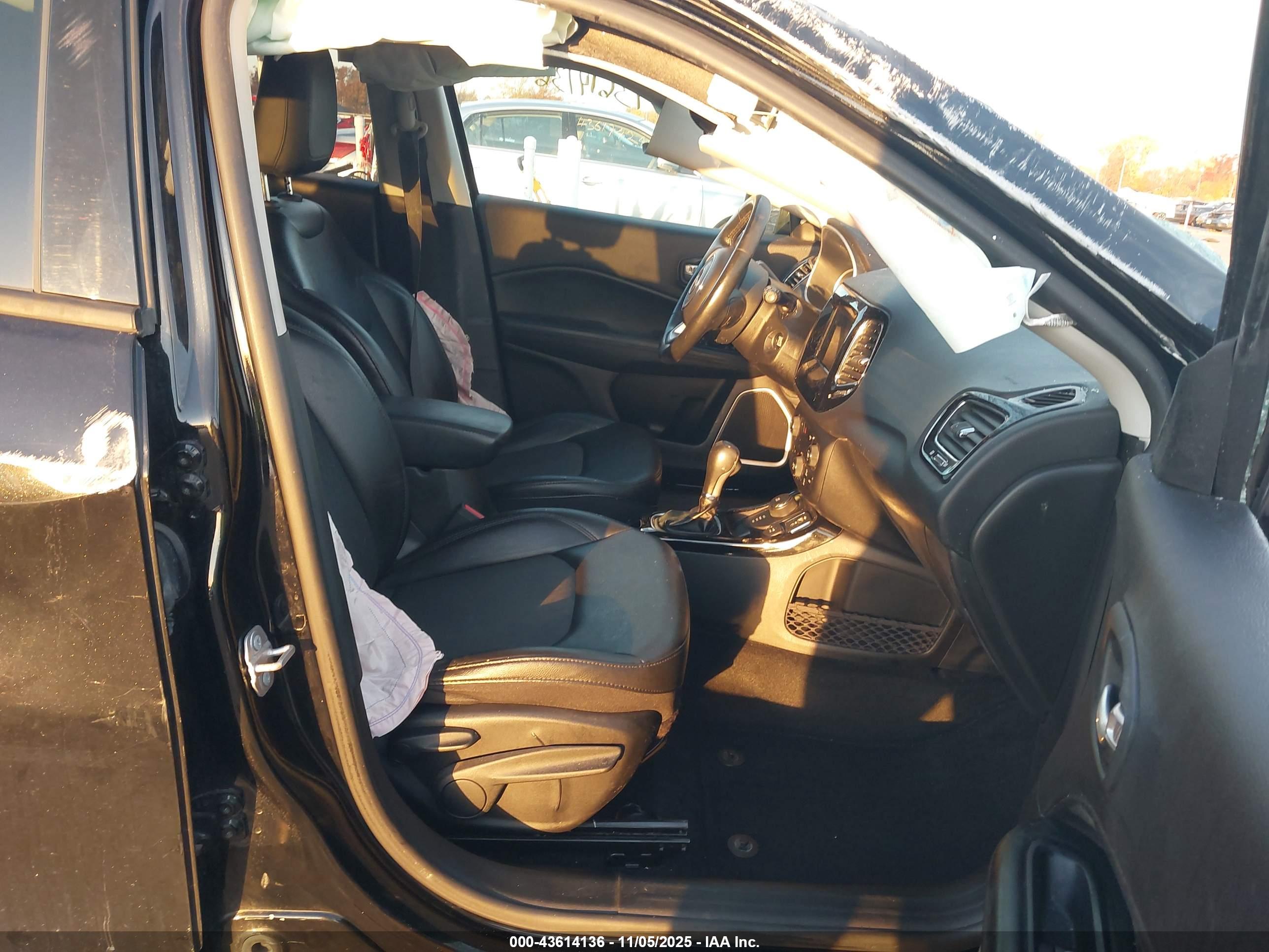 JEEP COMPASS image 5