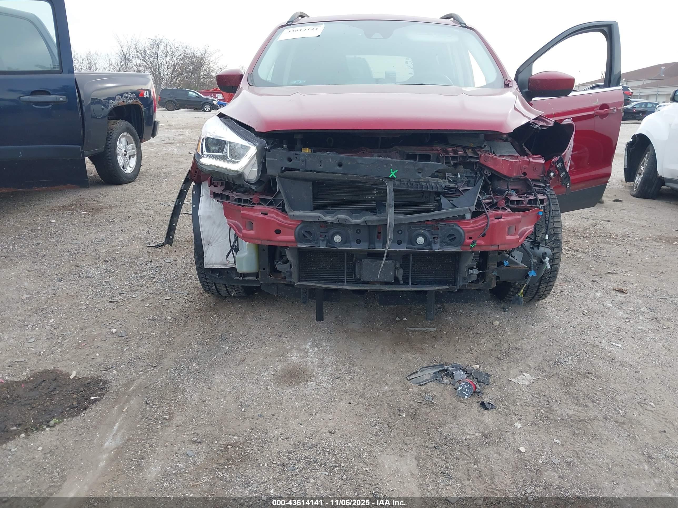 FORD ESCAPE image 6