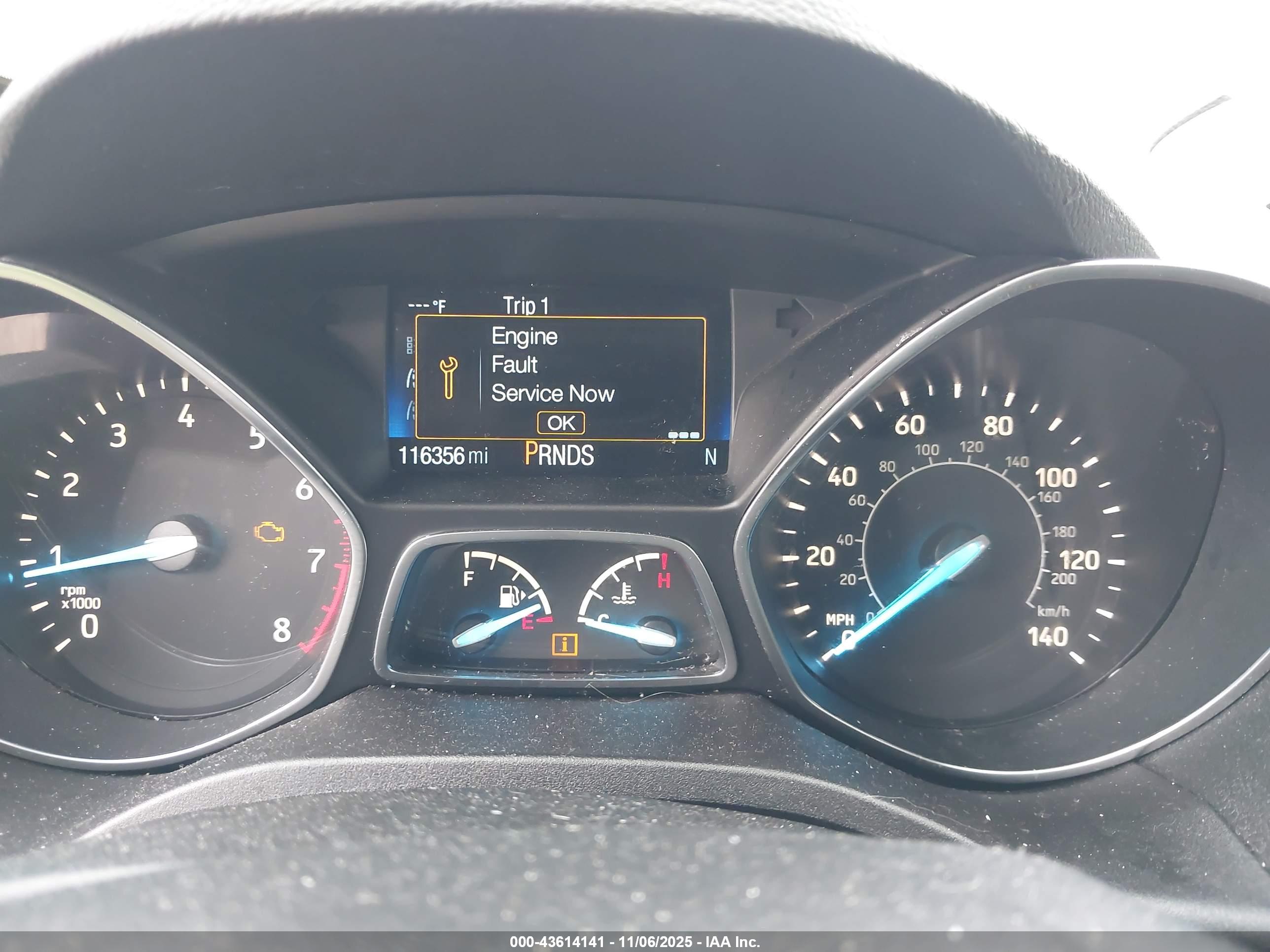 FORD ESCAPE image 7