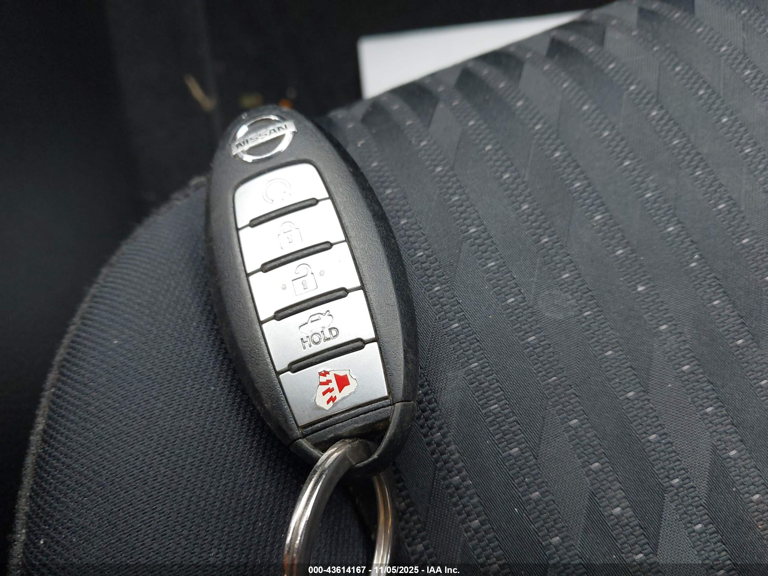 NISSAN ALTIMA image 11