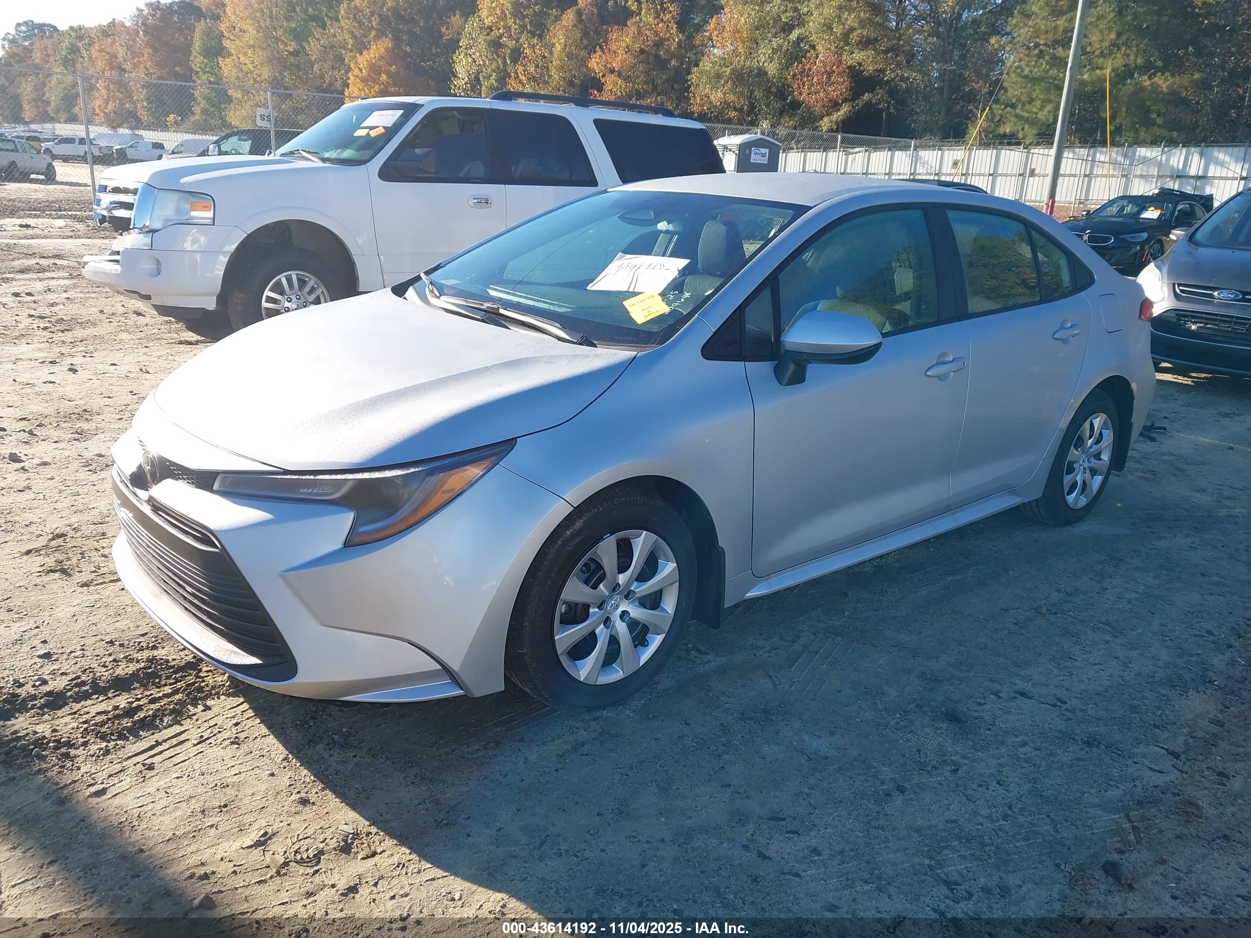 TOYOTA COROLLA image 2