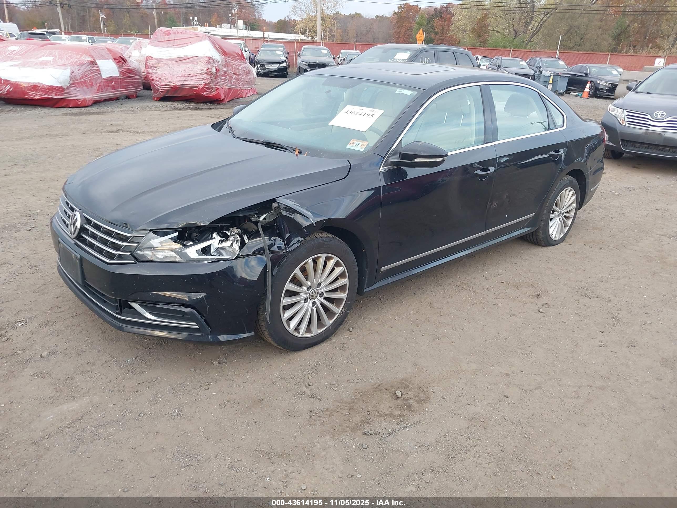 VOLKSWAGEN PASSAT image 2