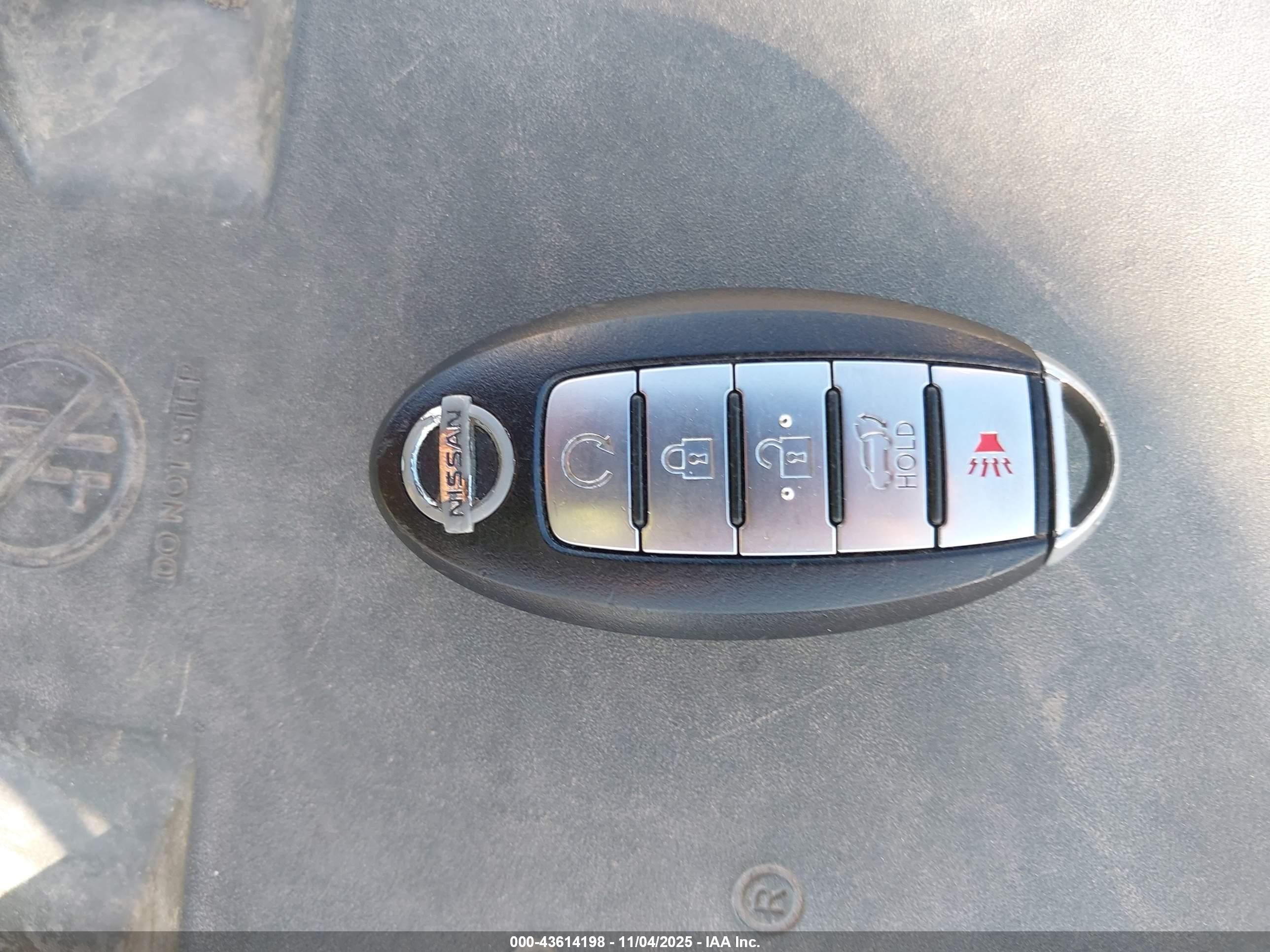 NISSAN ARMADA image 11
