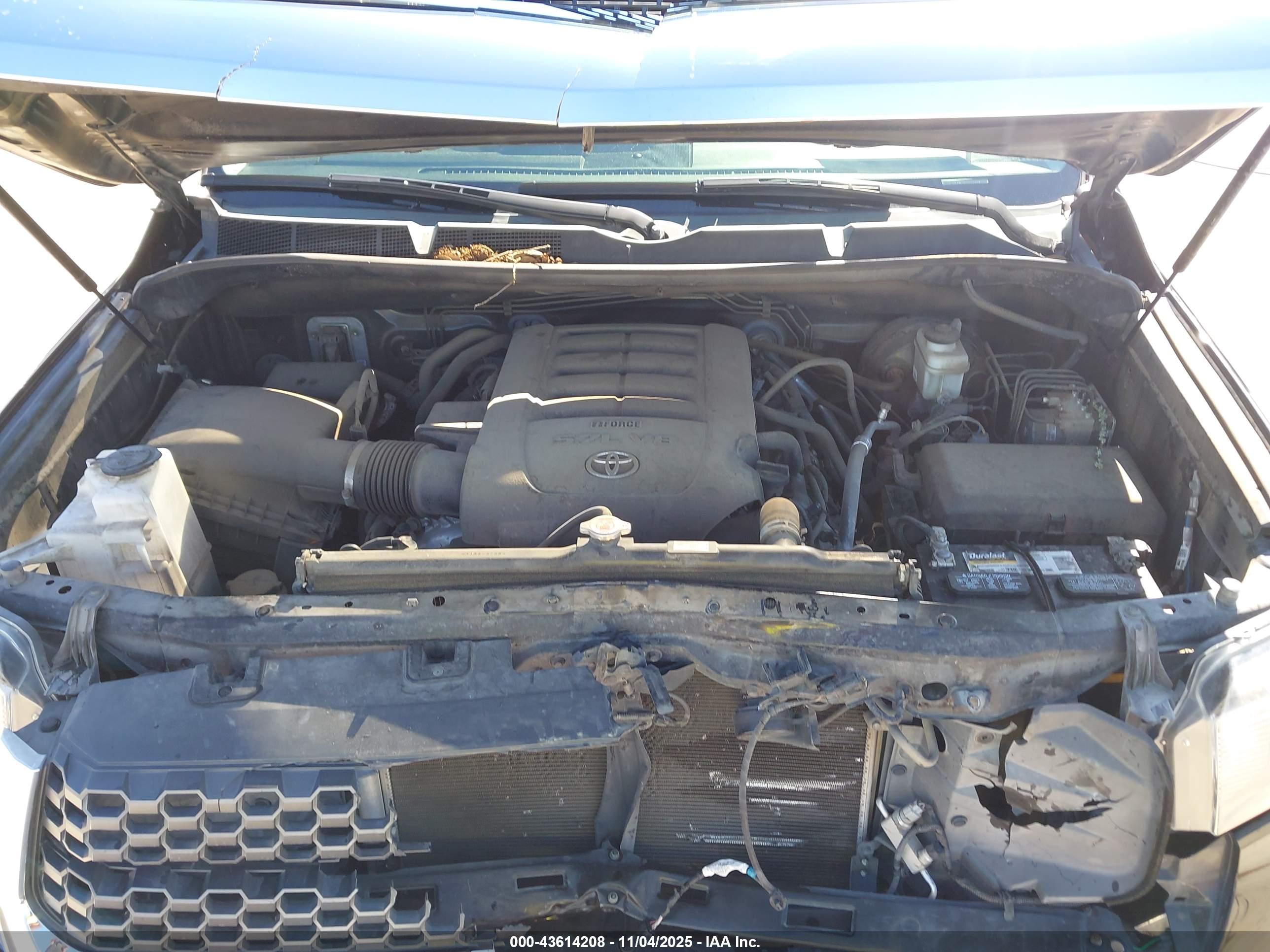 TOYOTA TUNDRA image 10
