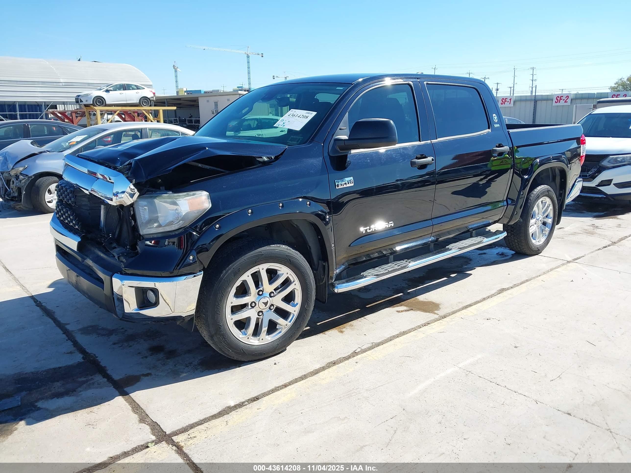 TOYOTA TUNDRA image 2