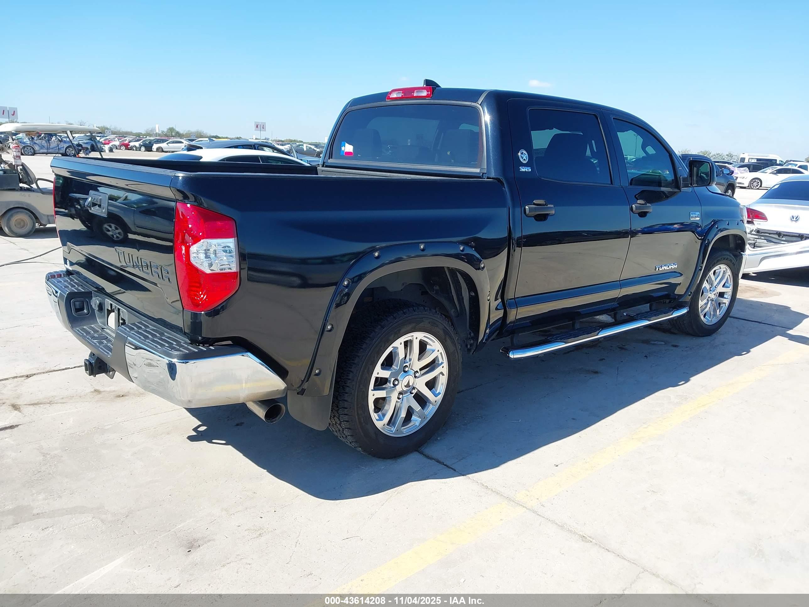 TOYOTA TUNDRA image 4